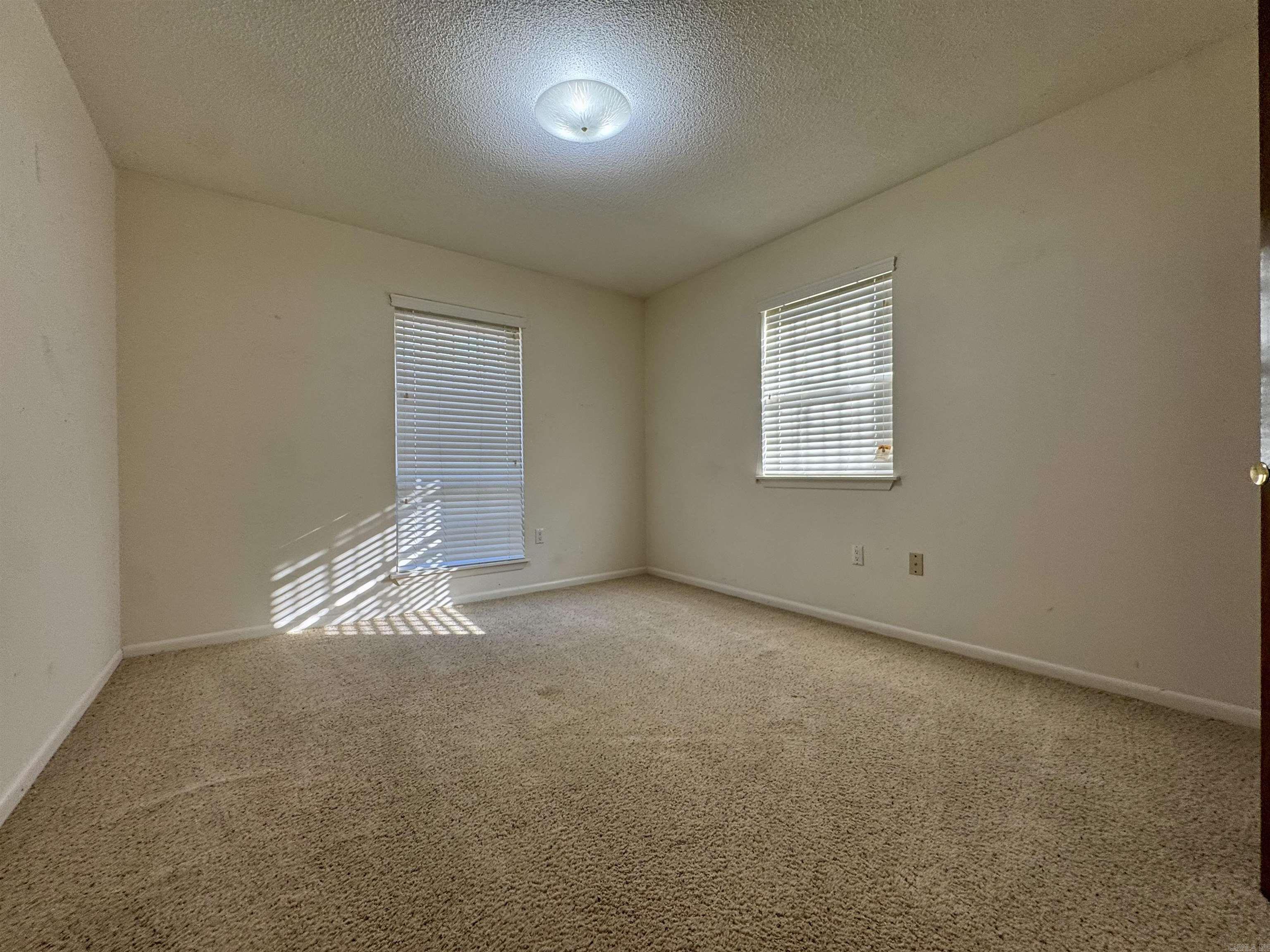 COLONIAL ACRES - Residential