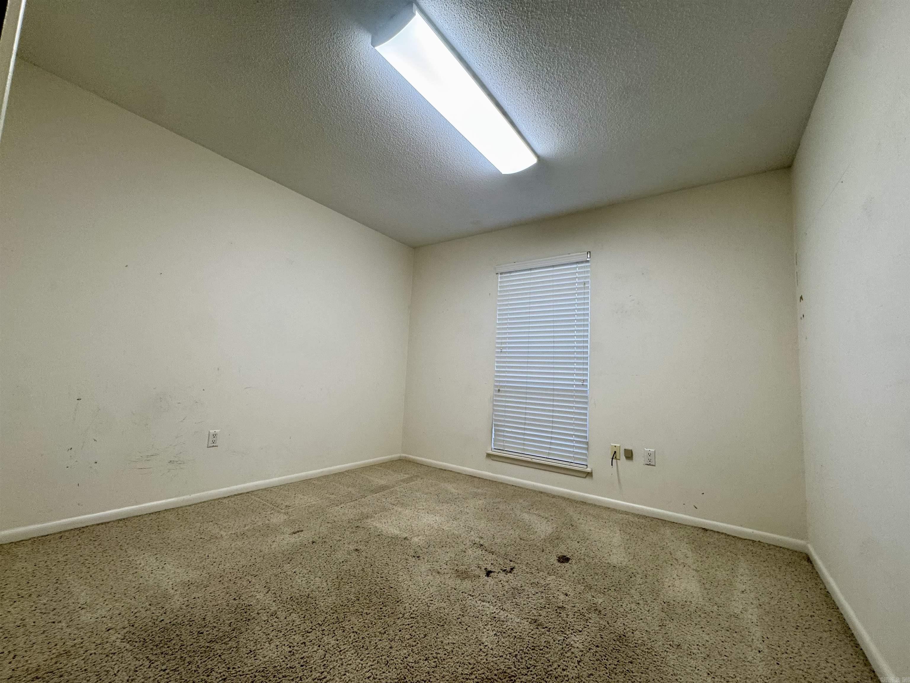 COLONIAL ACRES - Residential