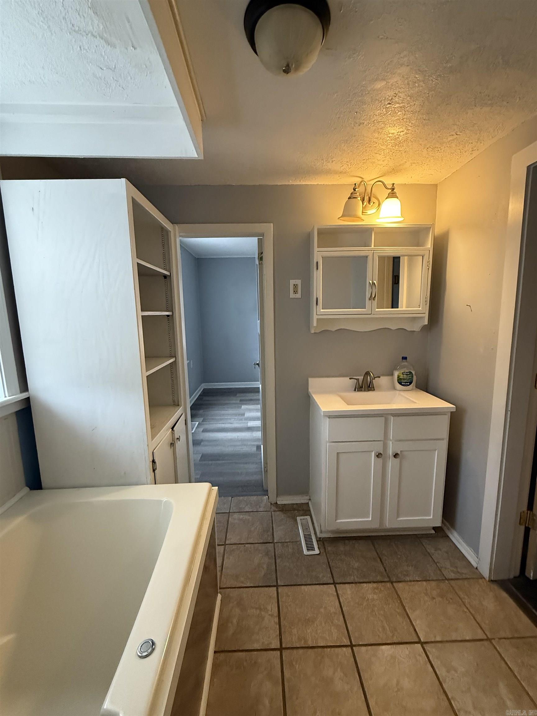 Searcy Outlots - Residential