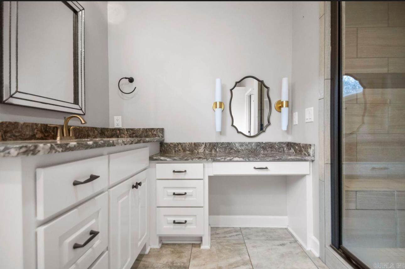 DAWSONS POINTE - Residential