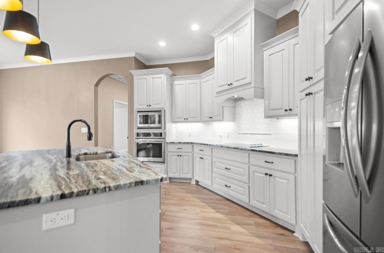 DAWSONS POINTE - Residential