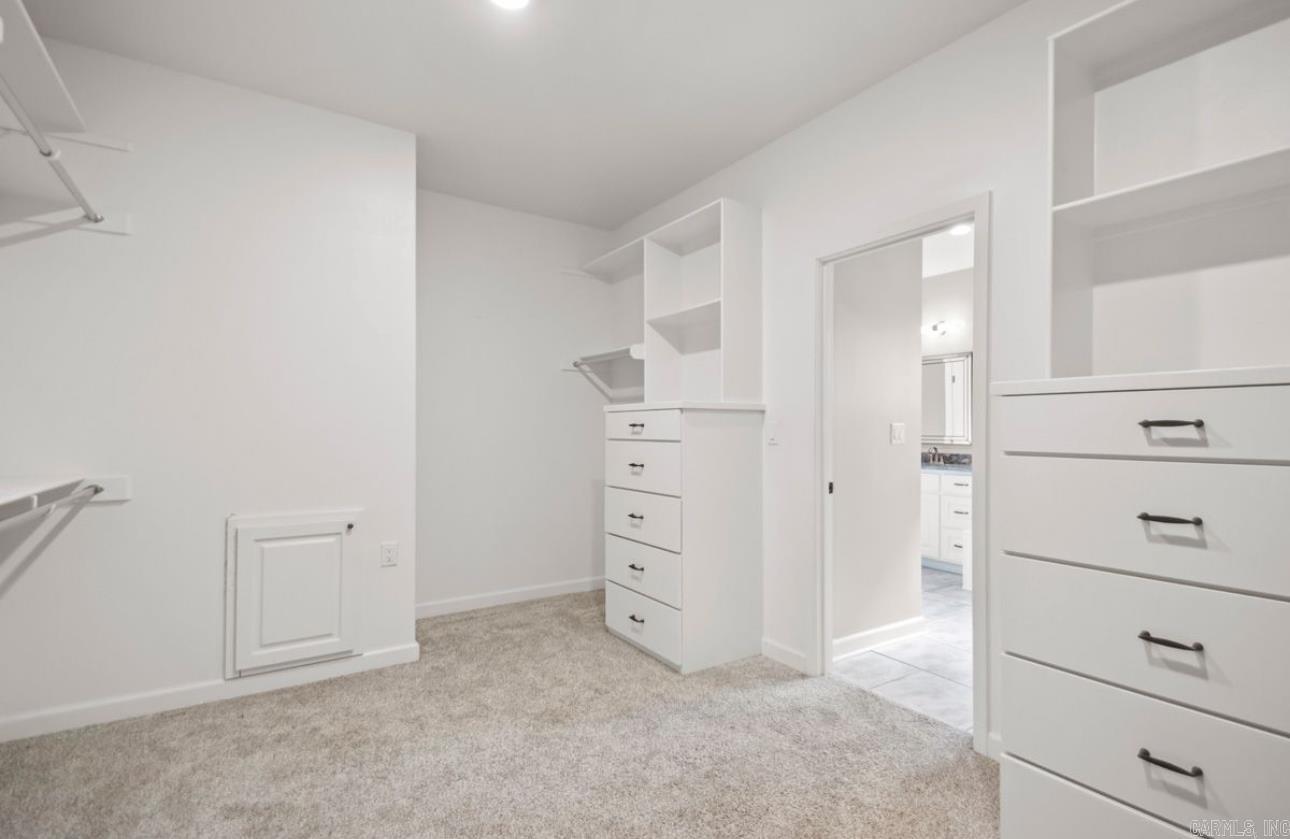 DAWSONS POINTE - Residential