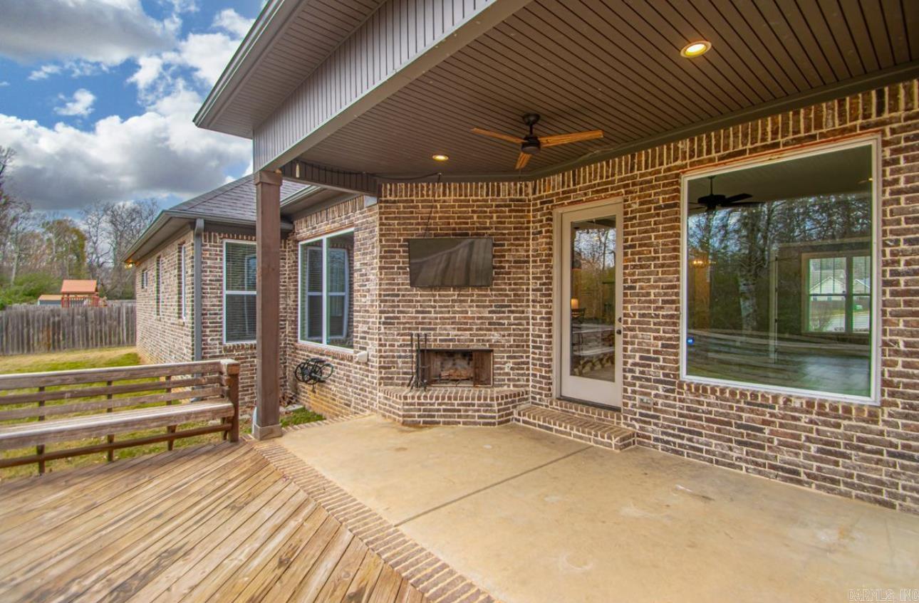 DAWSONS POINTE - Residential