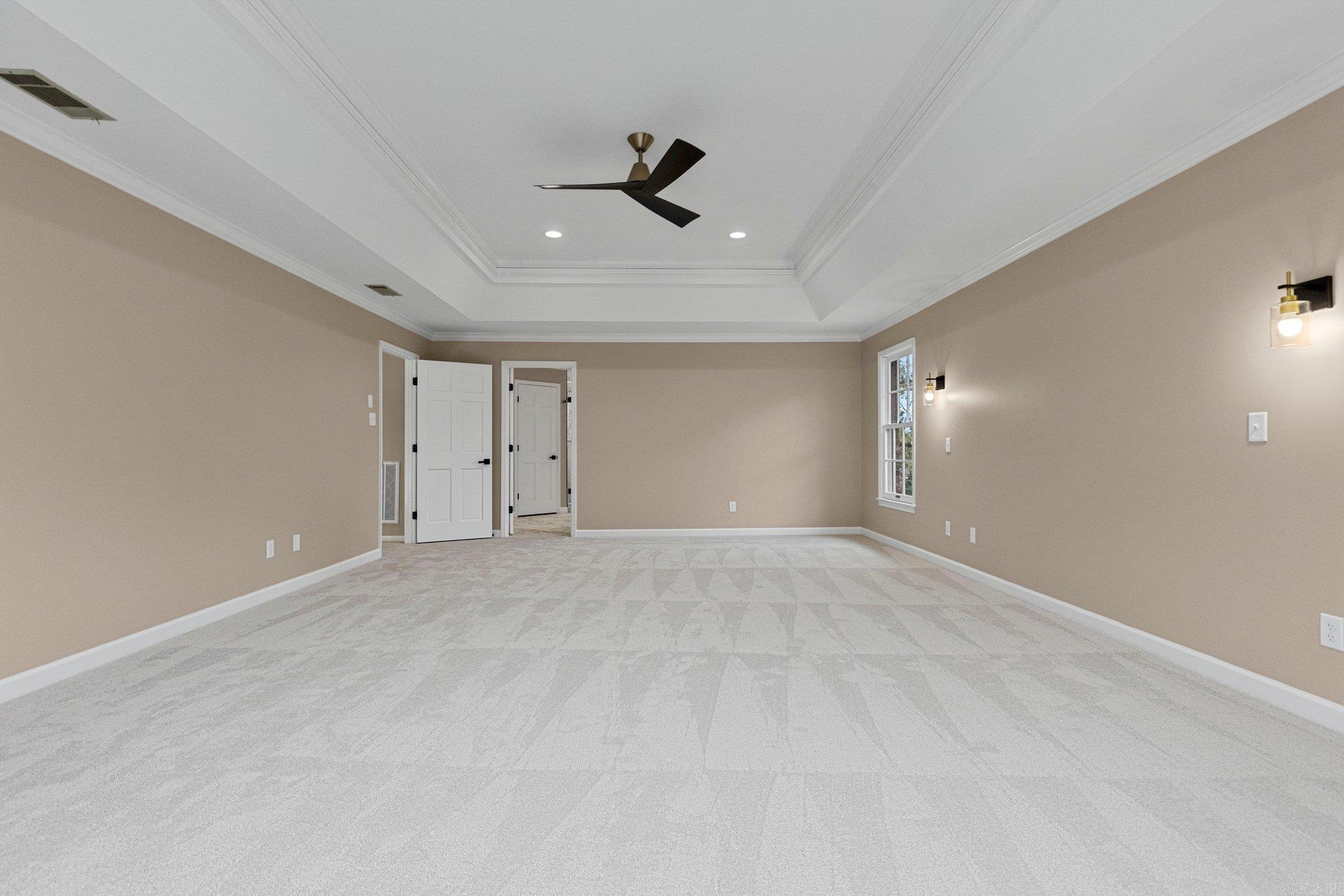 LONGLEA - Residential