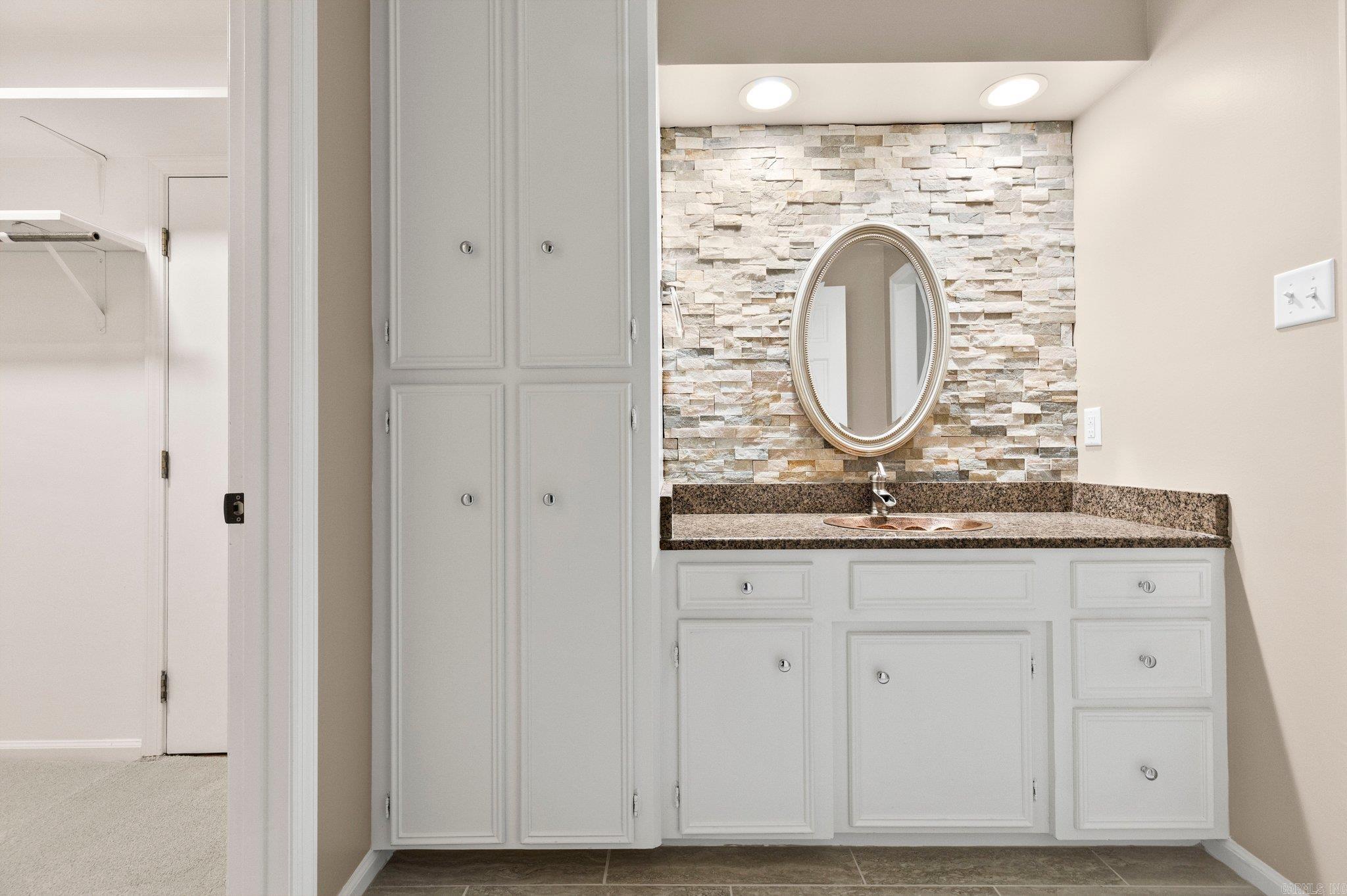 LONGLEA - Residential