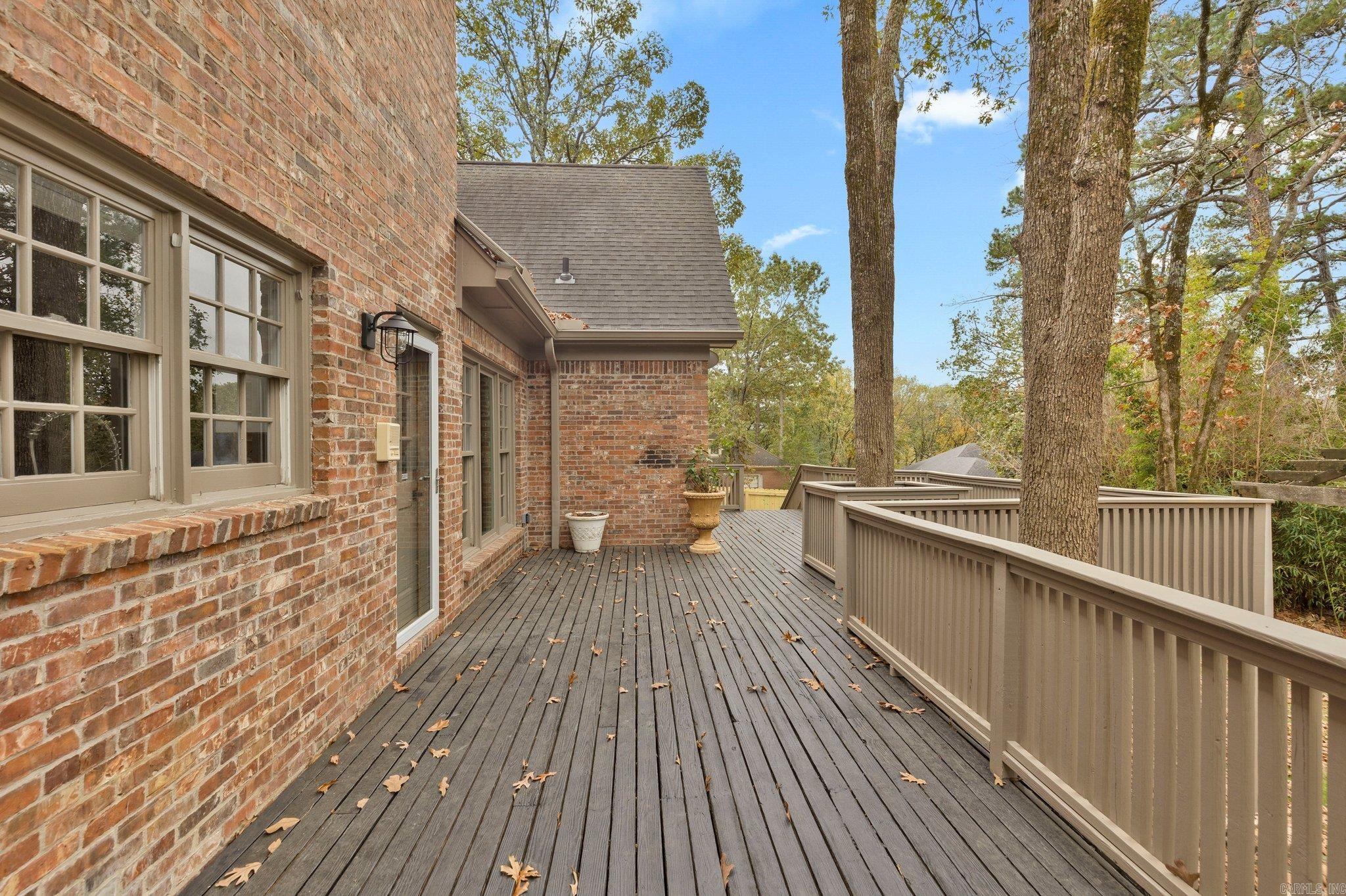 LONGLEA - Residential
