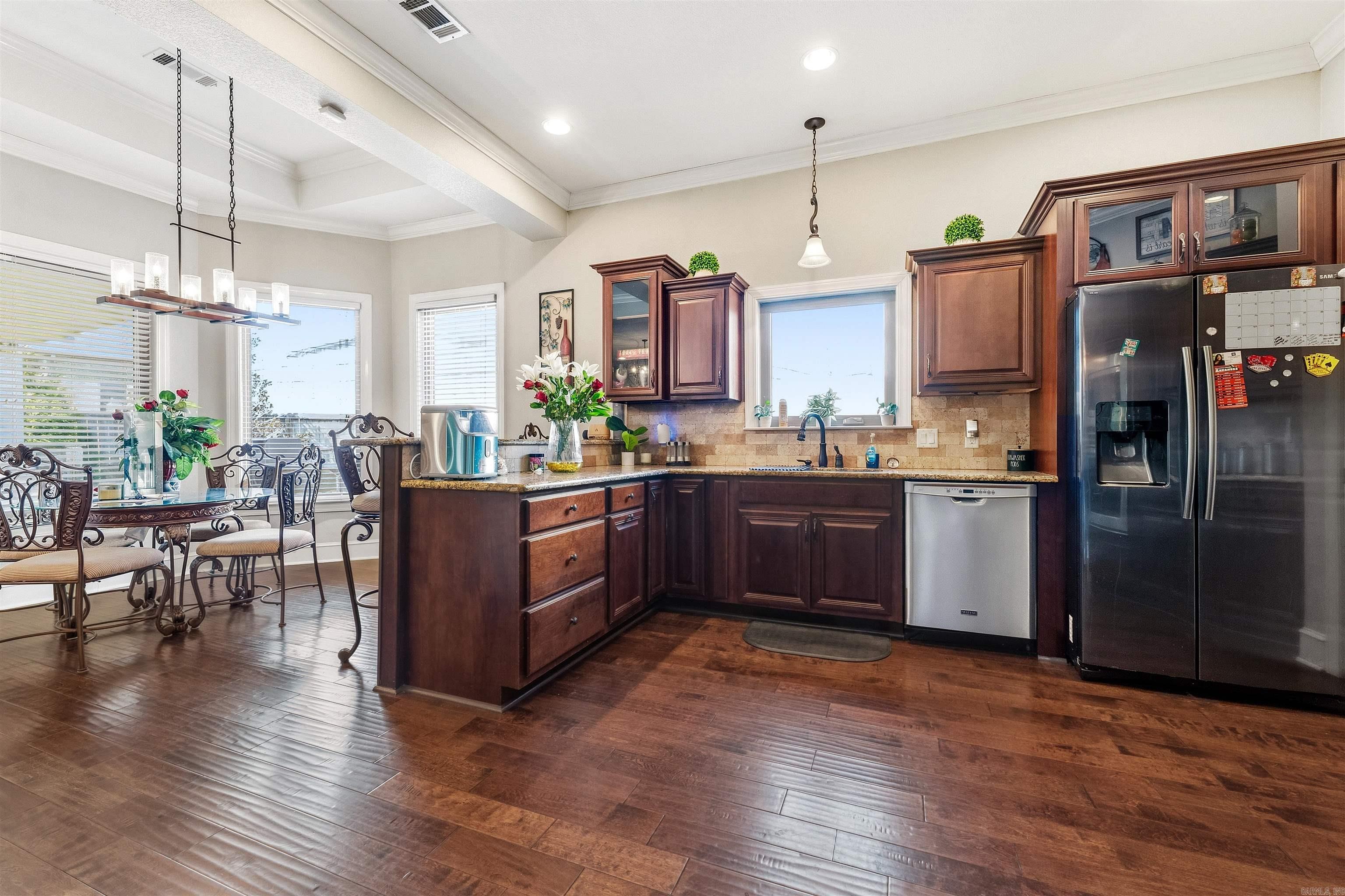 HURRICANE LAKE ESTATES QUAIL VAL - Residential