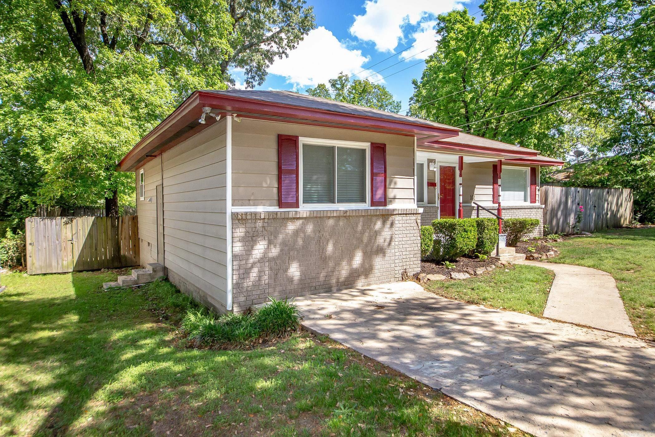 BELLA VISTA - Residential