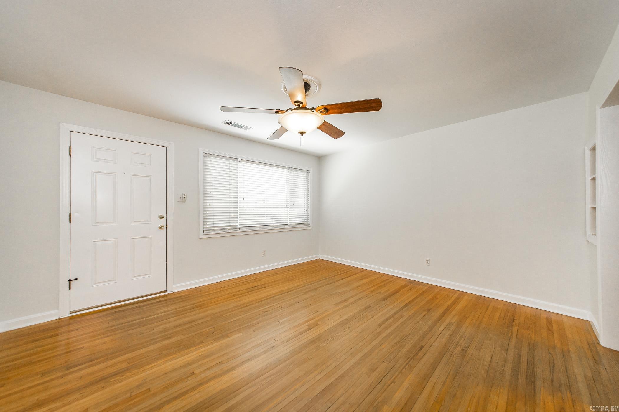 BELLA VISTA - Residential