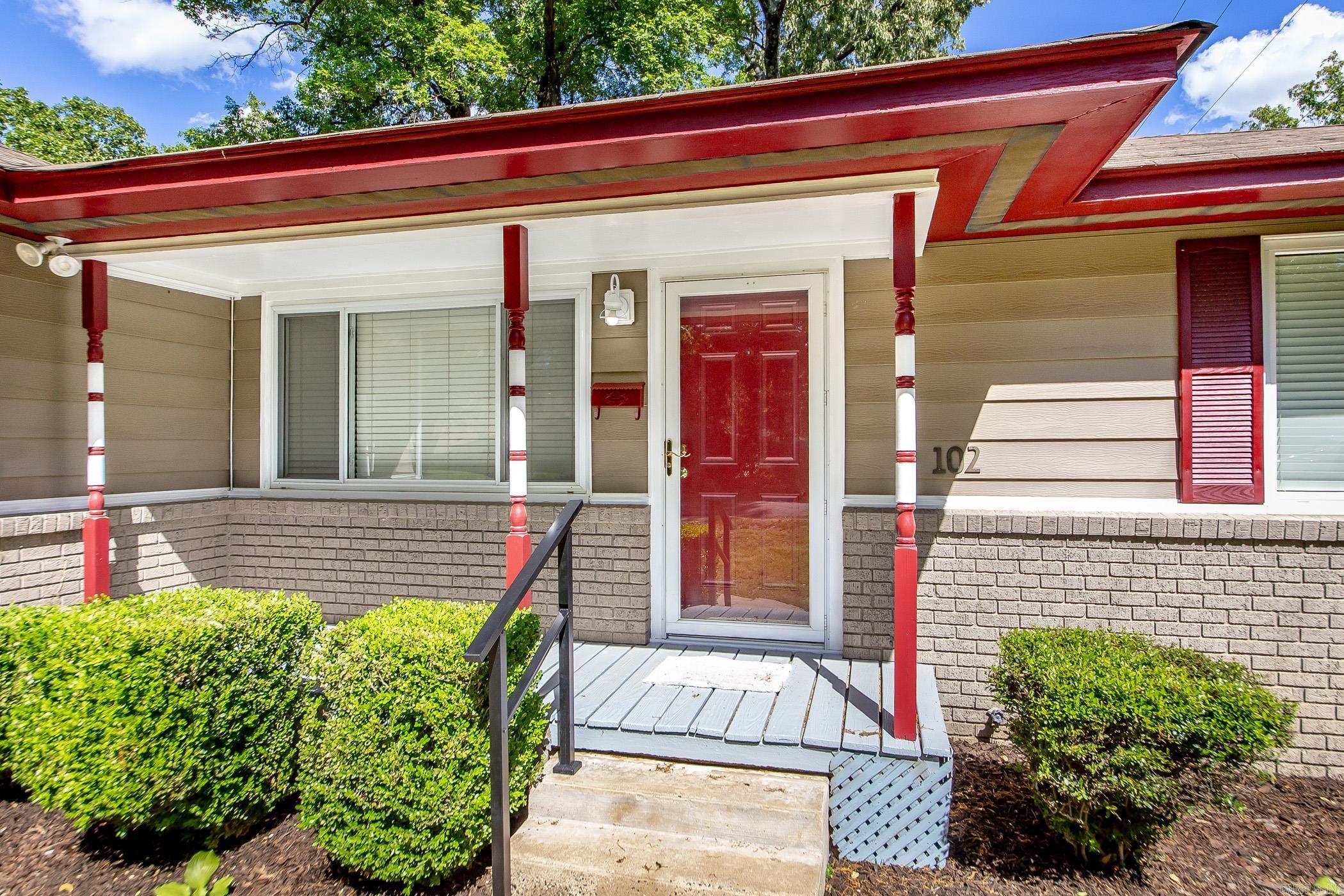 BELLA VISTA - Residential