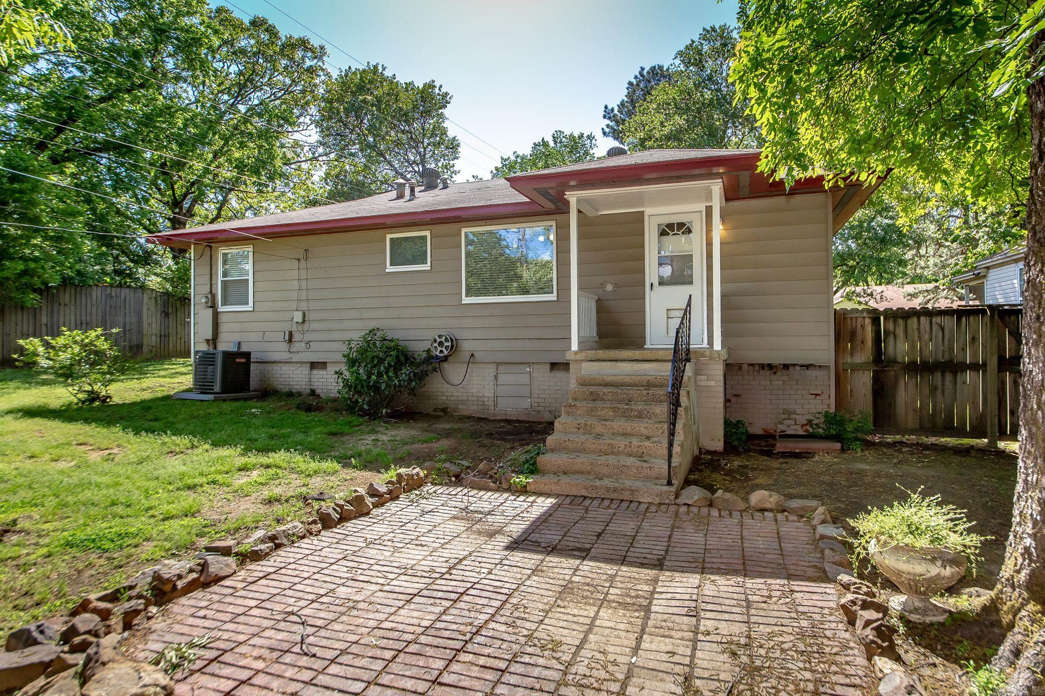 BELLA VISTA - Residential