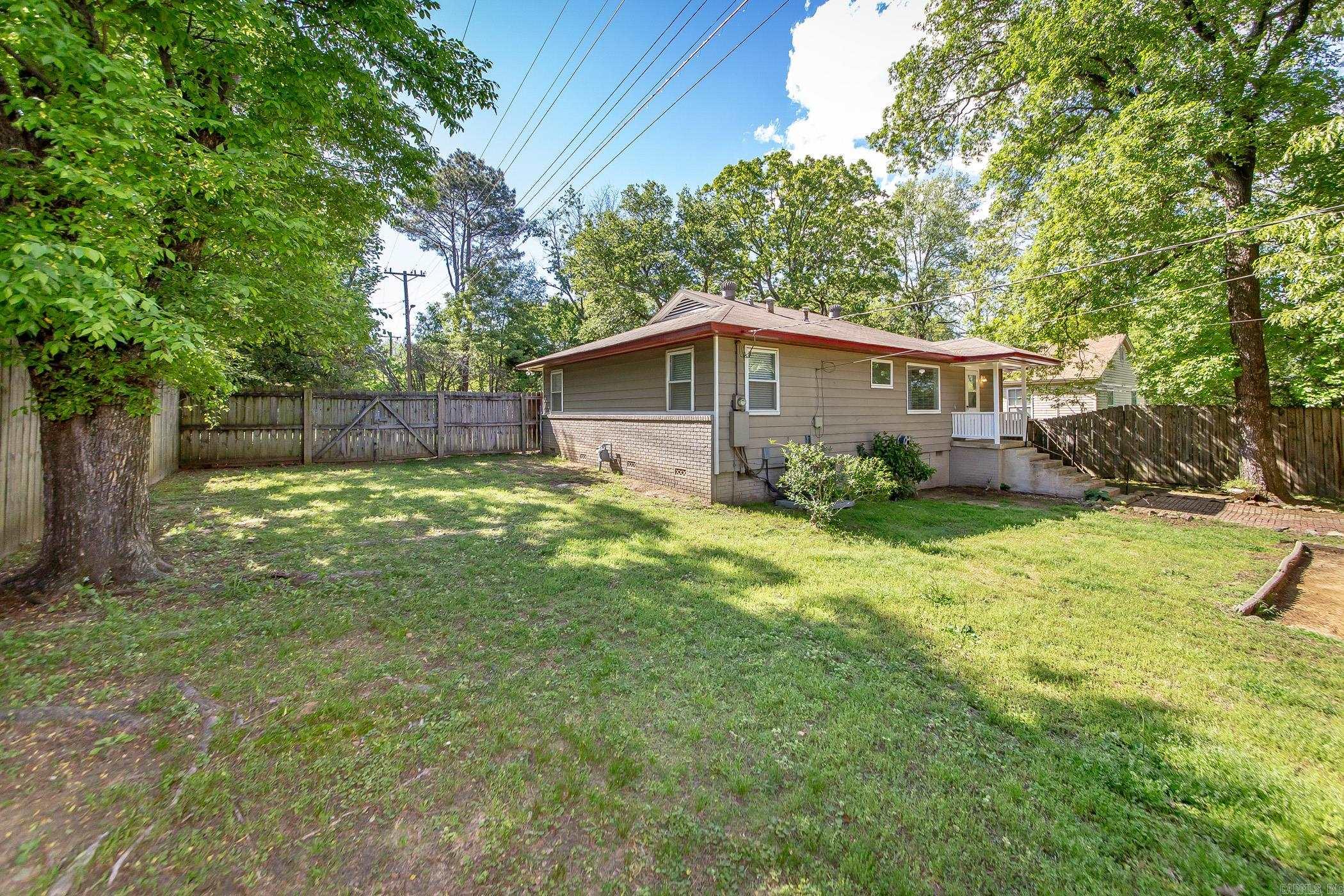 BELLA VISTA - Residential