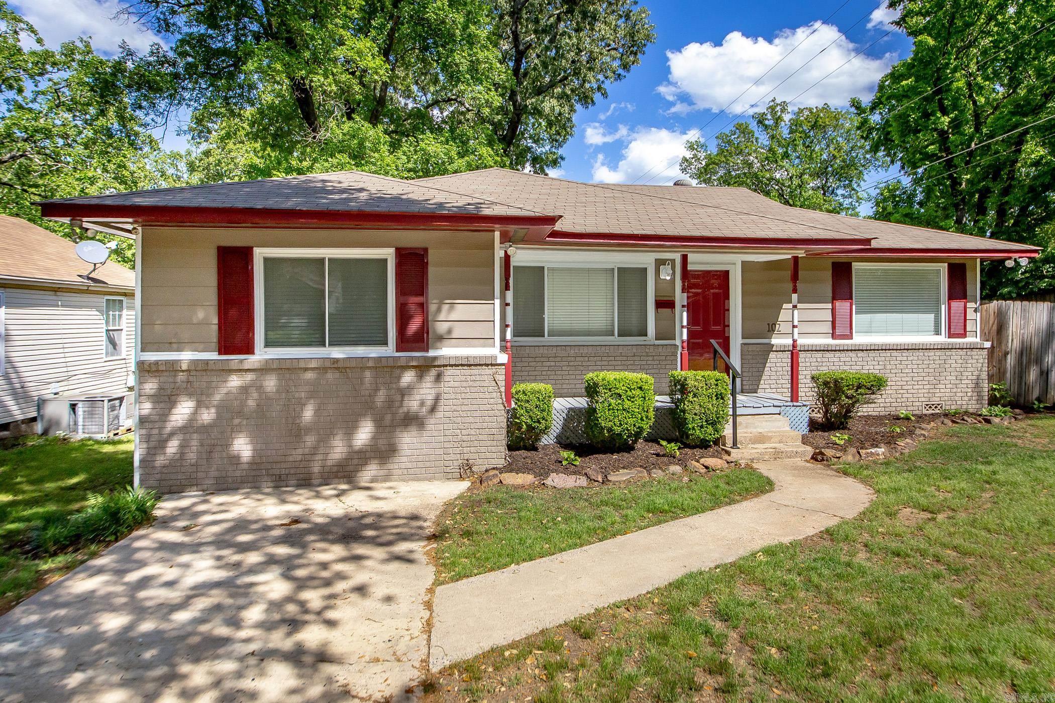 BELLA VISTA - Residential