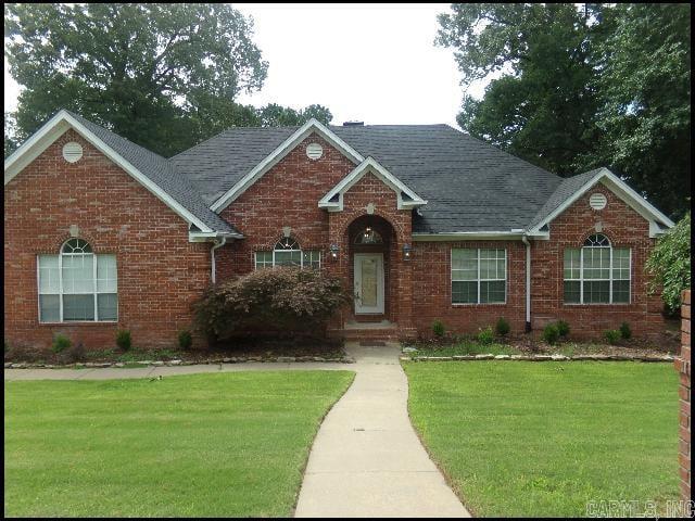 *MAUMELLE* GORGEOUS HOME IN OSAGE FALLS SUBDIVISION! This Five Bedroom And Three Bathroom Home Features Over 3600 Square Feet! All Kitchen Appliances Included! Spacious Living Room With Wood Burning Fireplace And Beautiful Tray Ceilings!! Large Sunroom Perfect For Relaxing! Master Bedroom Features A Tile And Stone Step-In Shower And Jetted Tub, Including Dual Closets And Vanities! In-Ground Pool In Fenced Backyard! Two Car Garage For Parking! AVAILABLE TWO WEEKS AFTER APPROVED APPLICANT PAYS THE SECURITY DEPOSIT!!!
