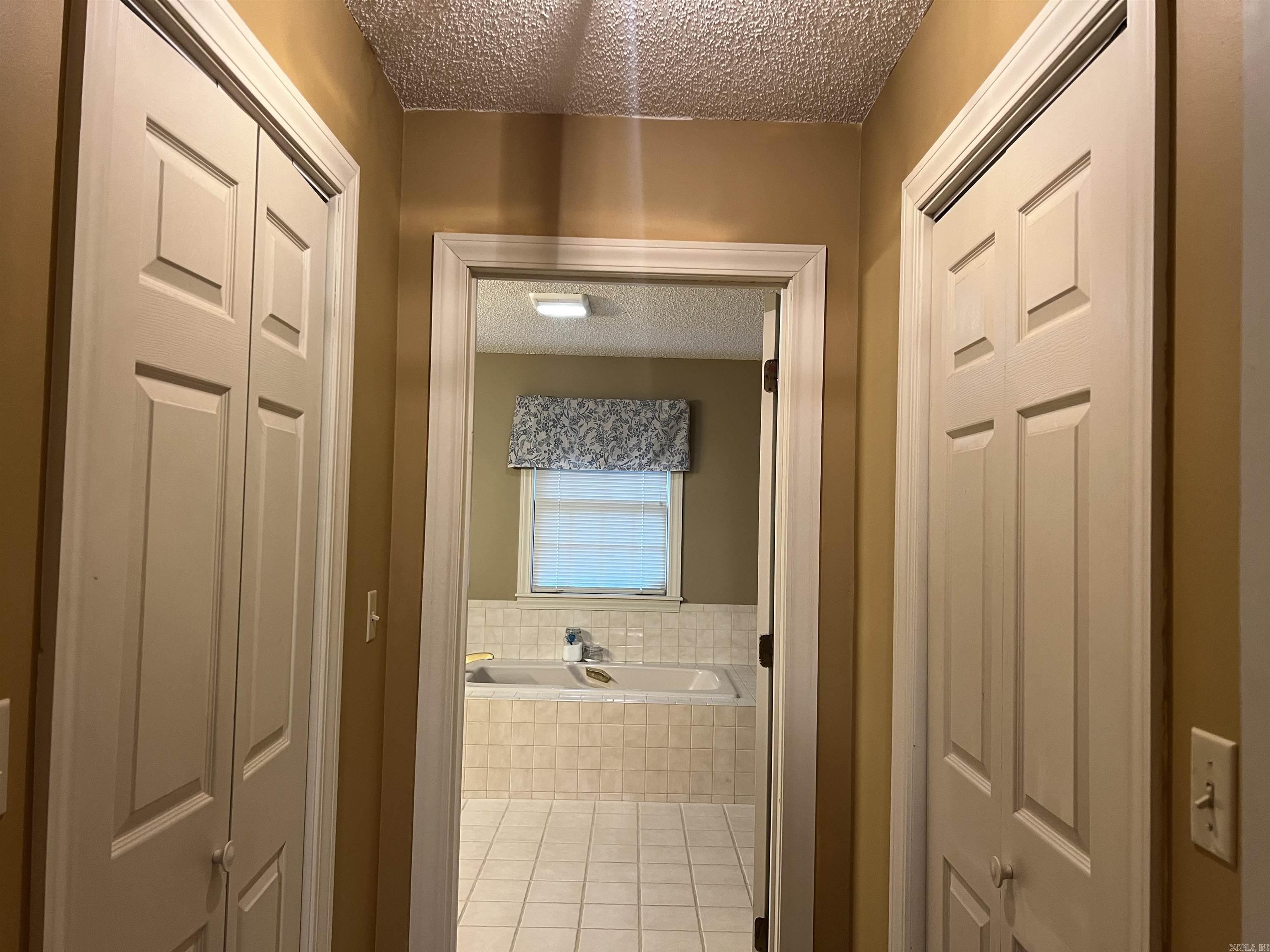 BOASTWOOD SOUTH - Residential