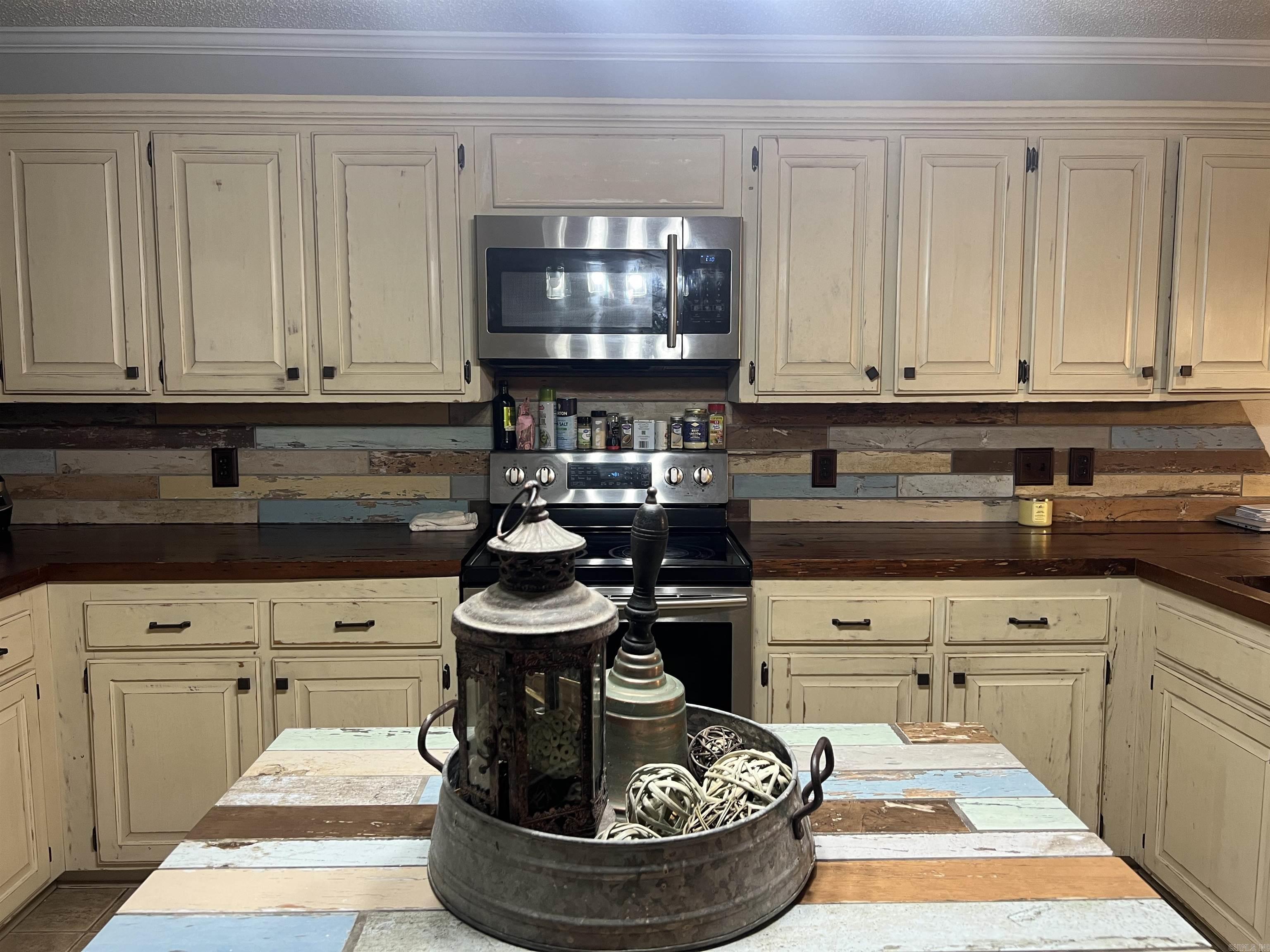 BOASTWOOD SOUTH - Residential