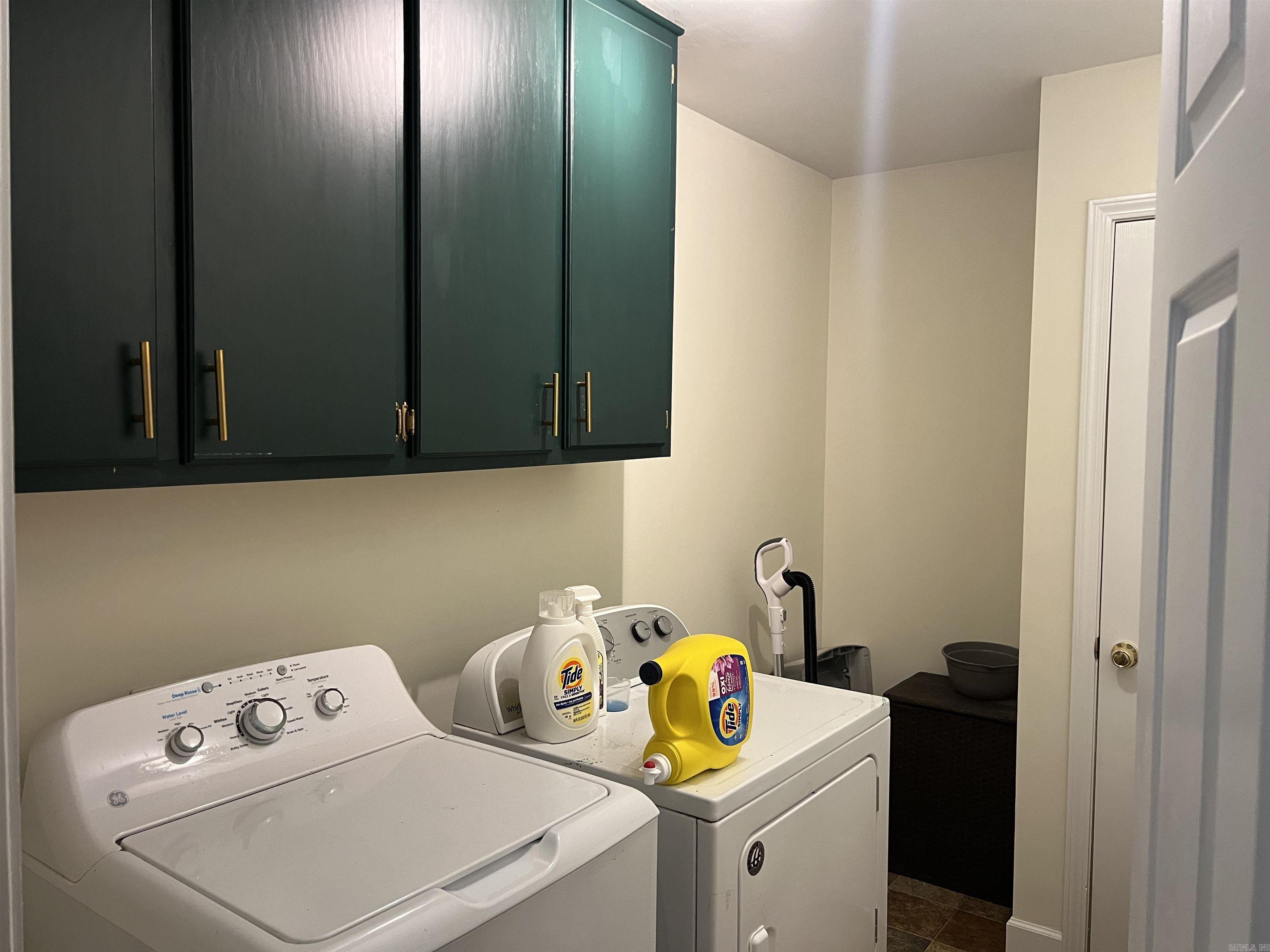 BOASTWOOD SOUTH - Residential