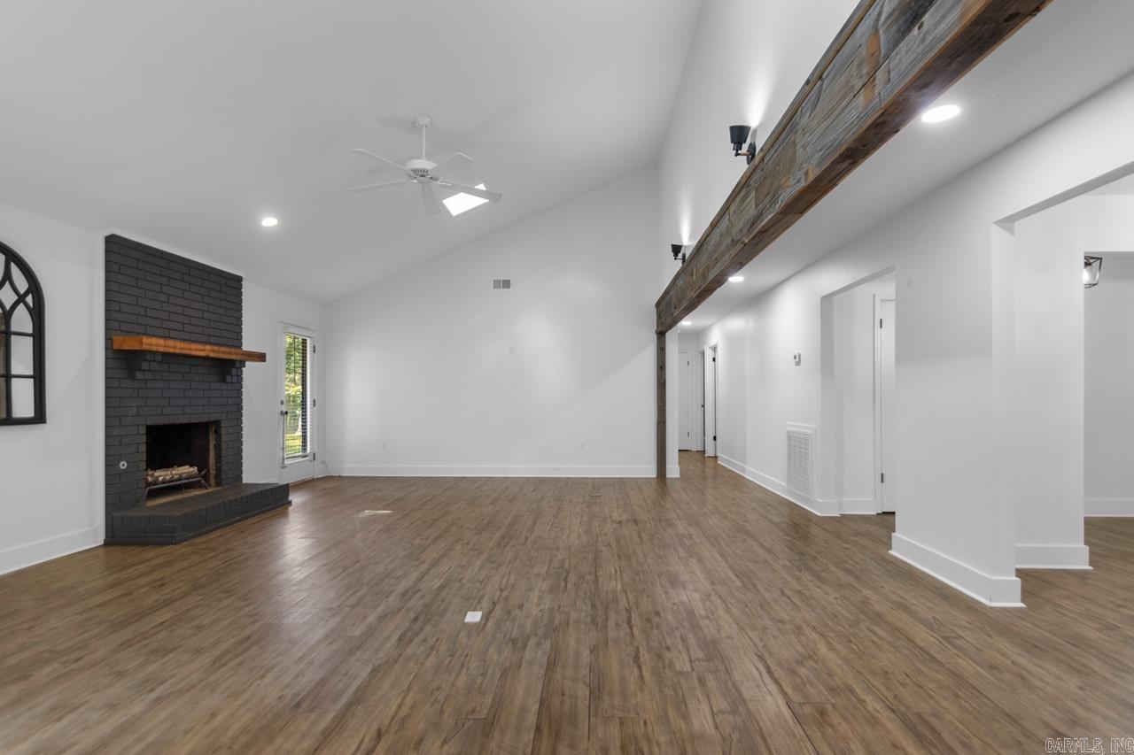 TUCKER CREEK - Residential