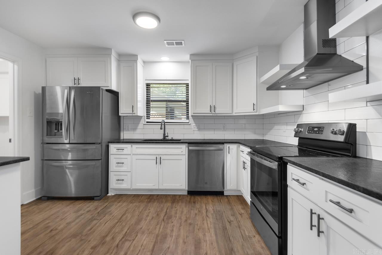 TUCKER CREEK - Residential