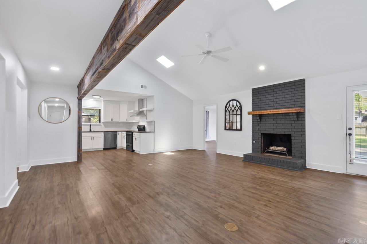 TUCKER CREEK - Residential