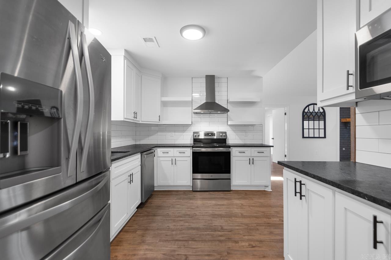 TUCKER CREEK - Residential