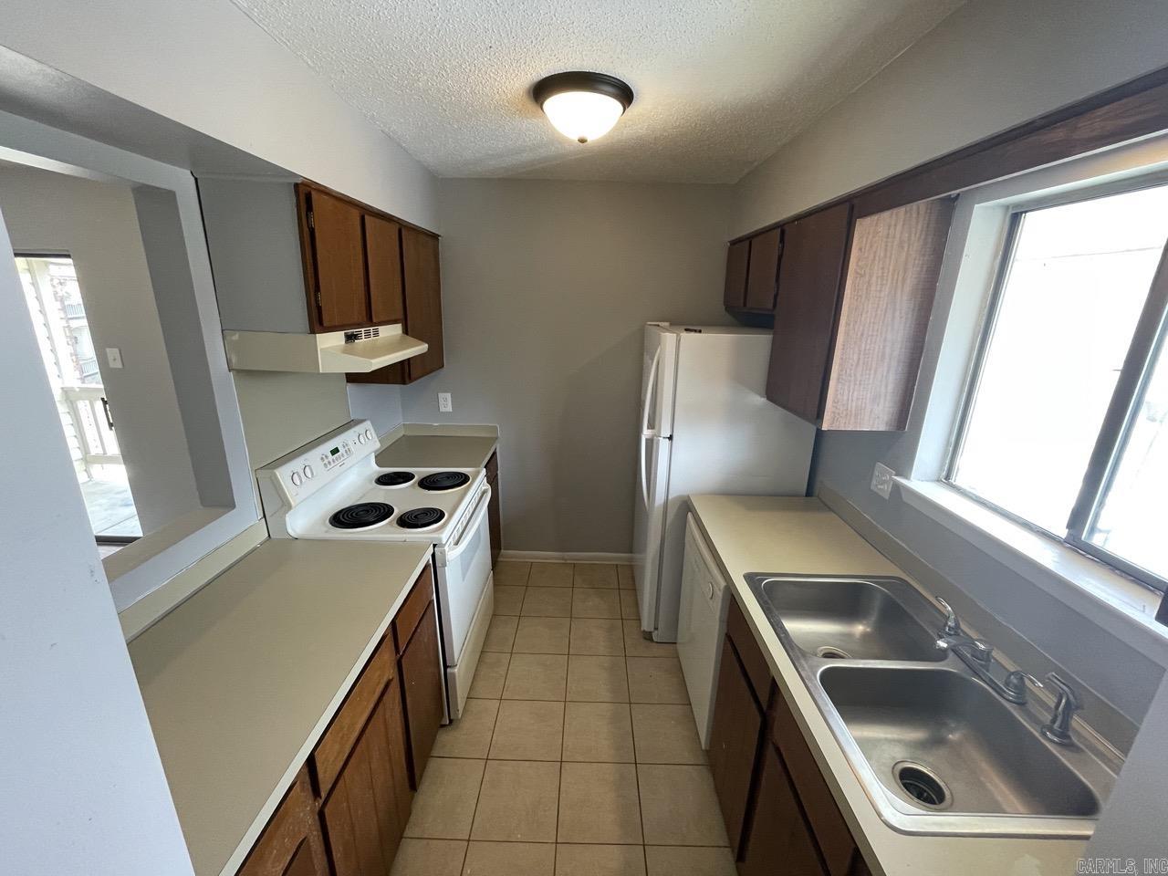 Forest Edge West HPR - Residential Lease