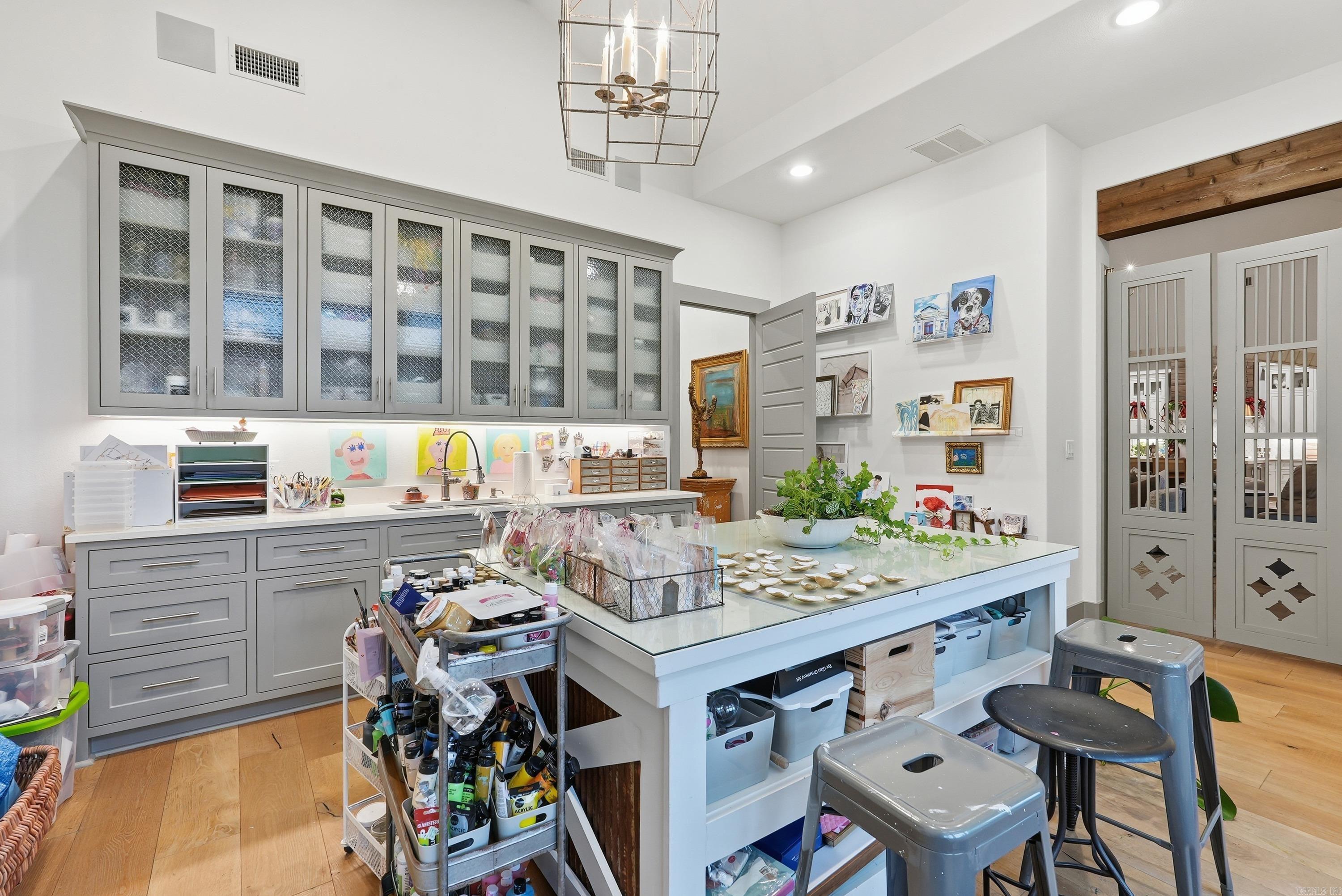 Roland - Residential