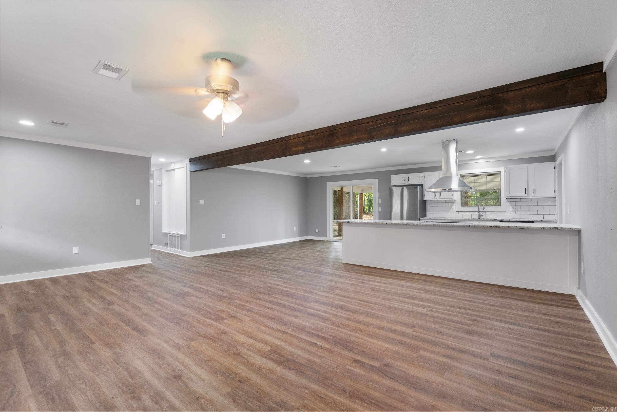 WEST GATE - Residential