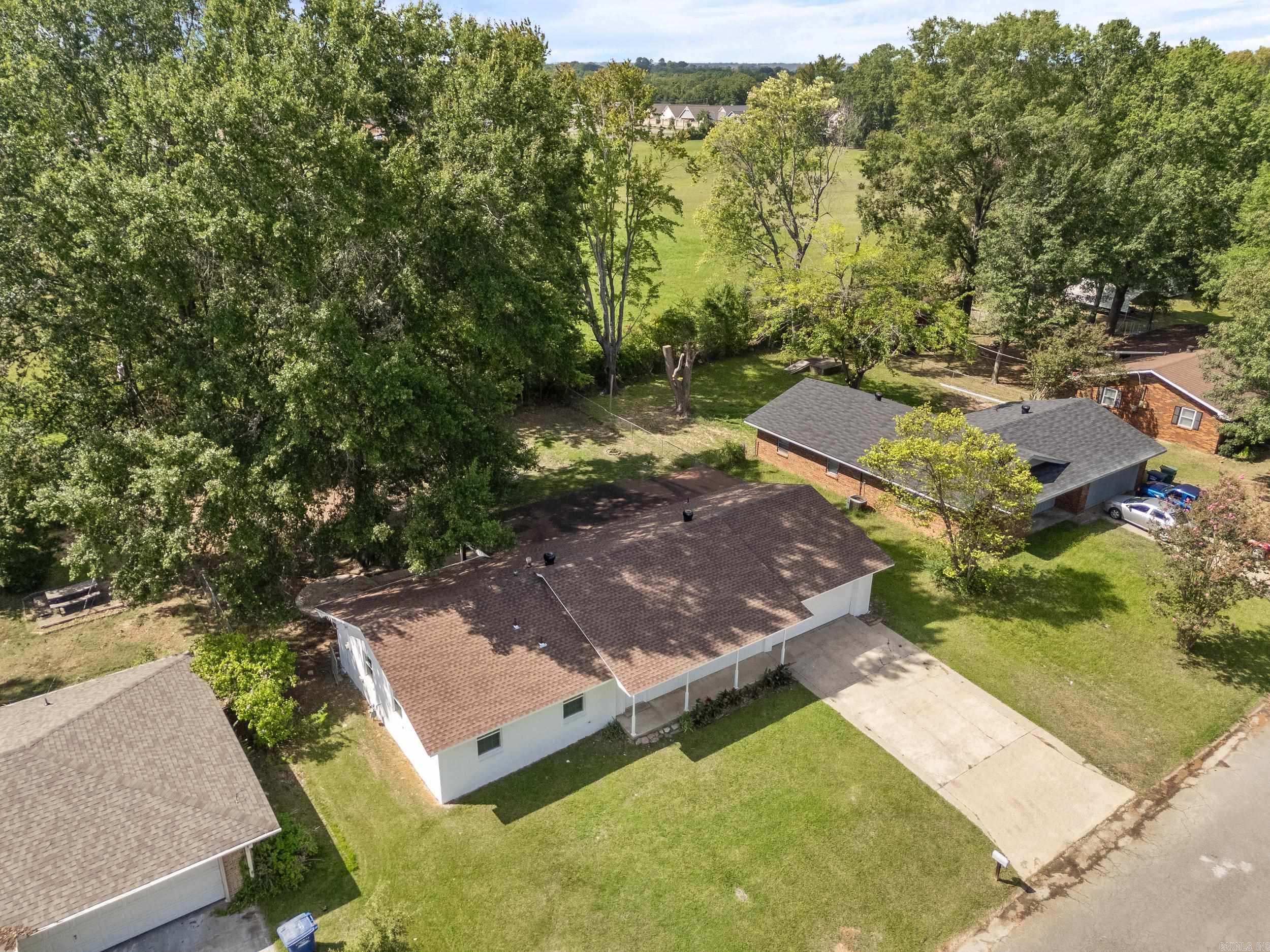 WEST GATE - Residential