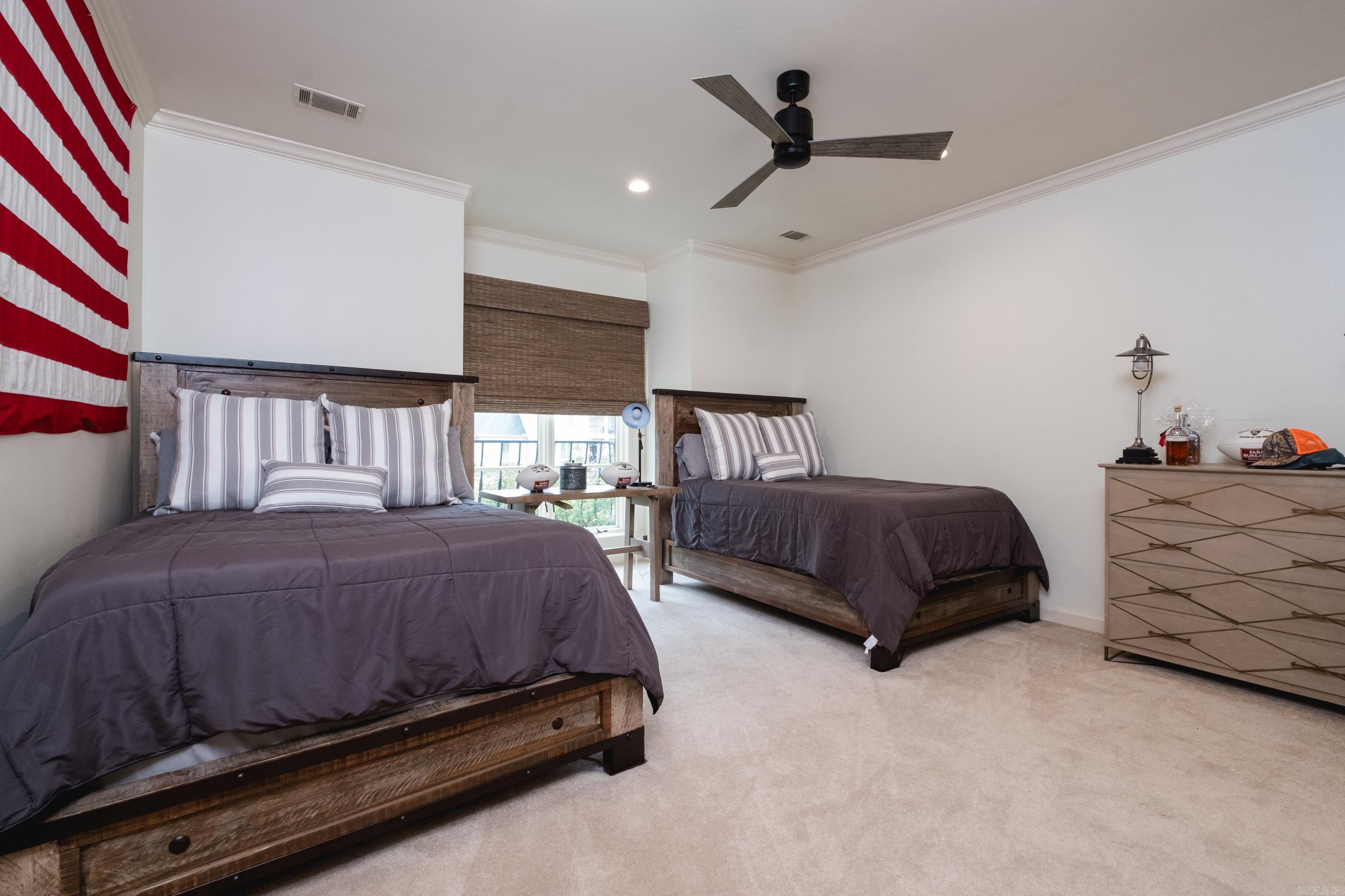 CHENAL VALLEY BRETAGNE CIRCLE - Residential