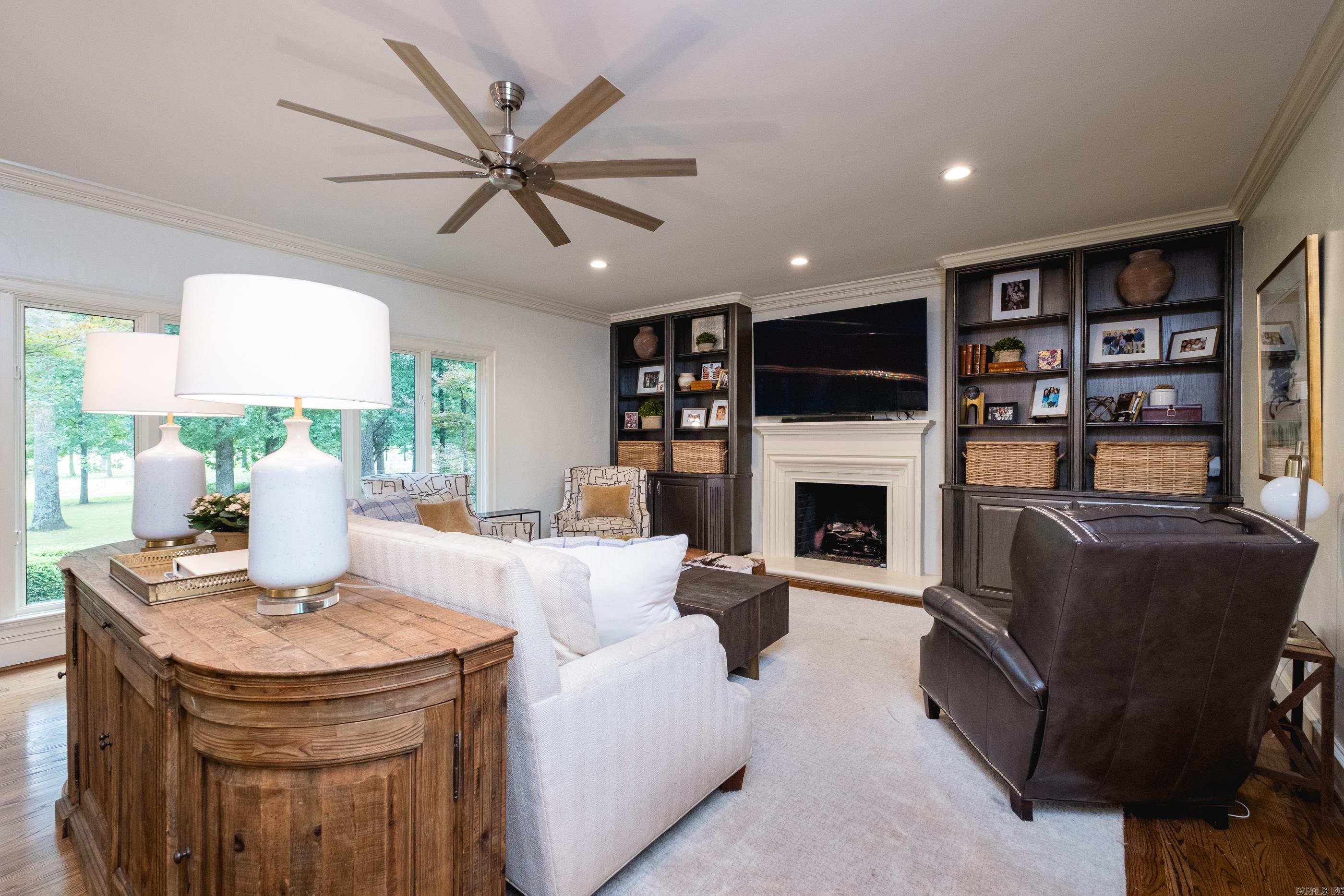 CHENAL VALLEY BRETAGNE CIRCLE - Residential