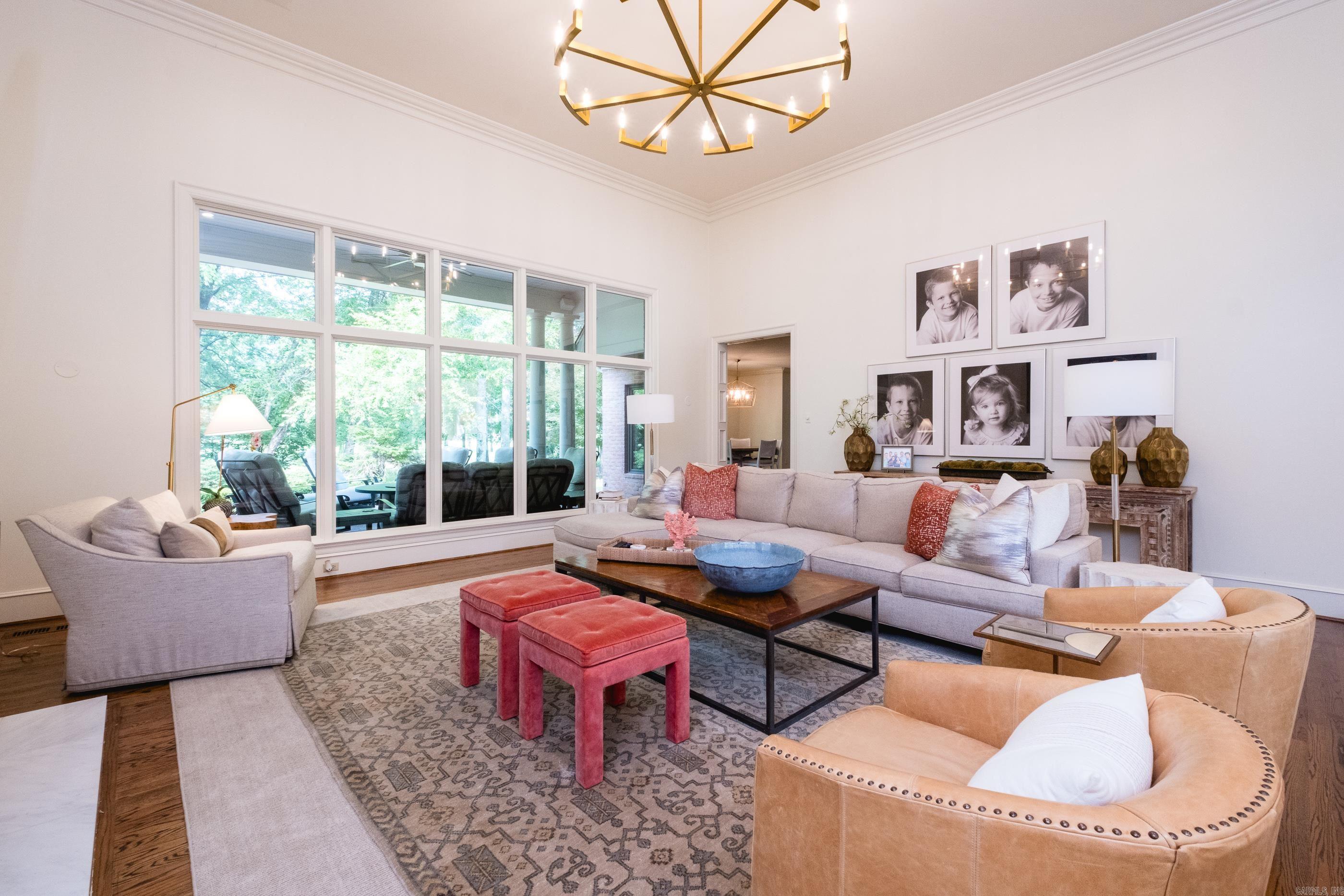 CHENAL VALLEY BRETAGNE CIRCLE - Residential