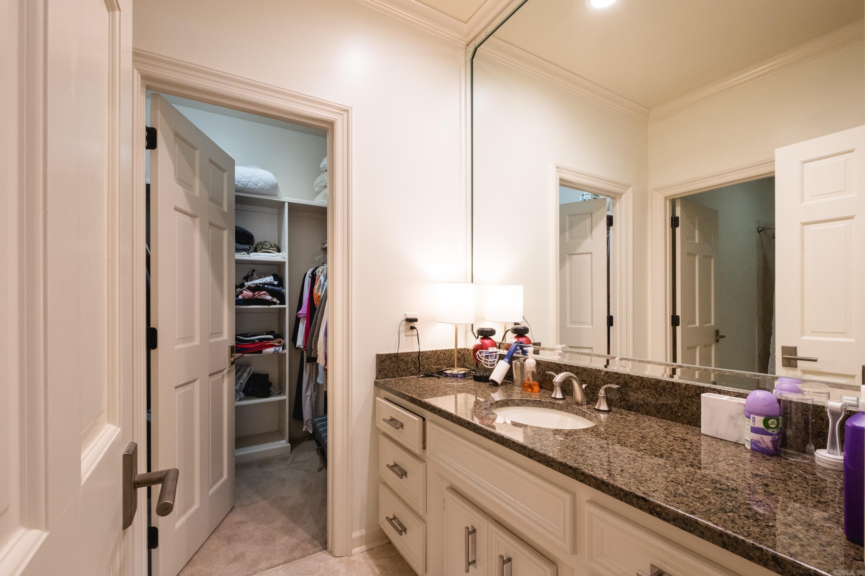 CHENAL VALLEY BRETAGNE CIRCLE - Residential