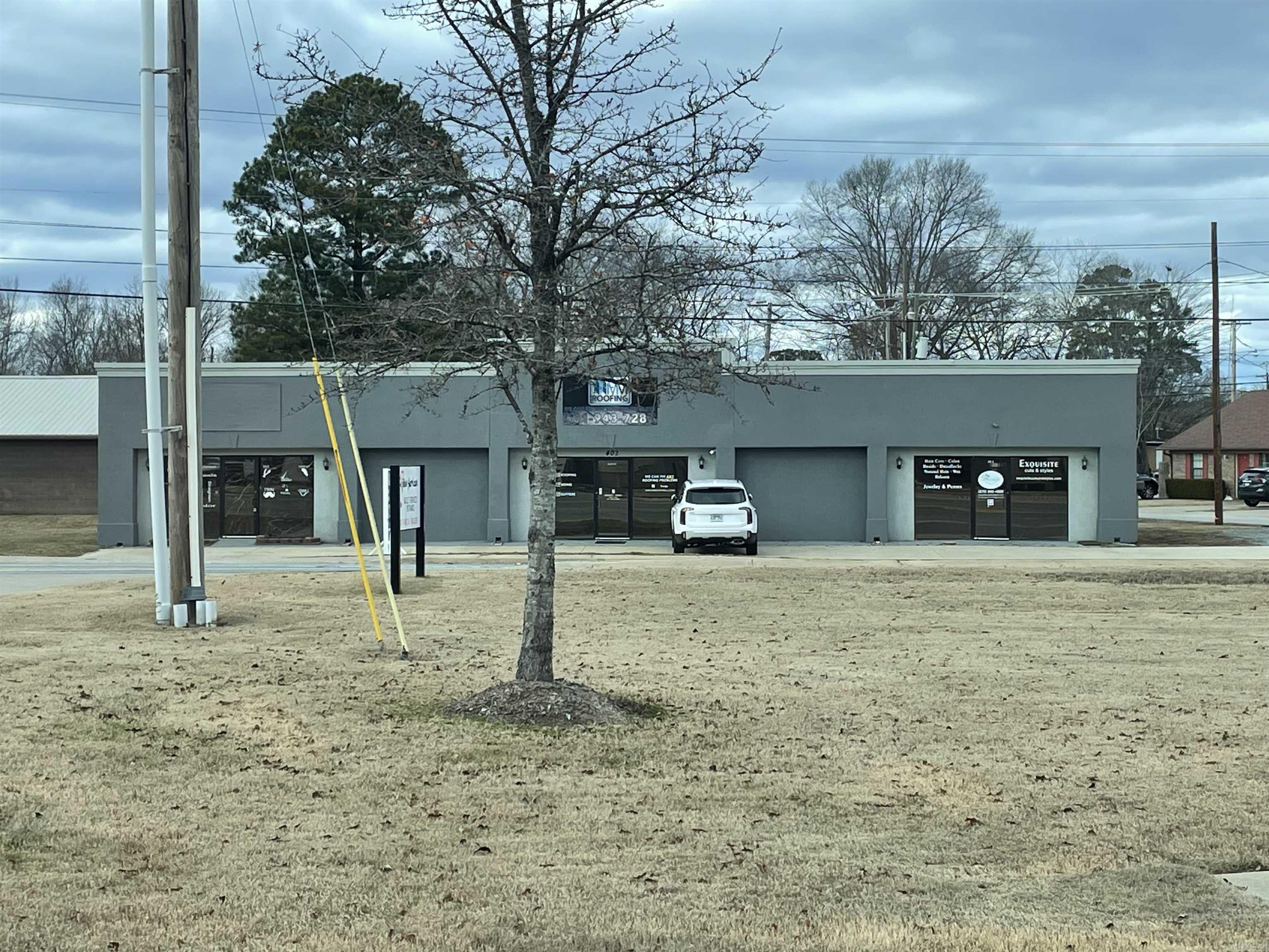 Triangle - Commercial Sale