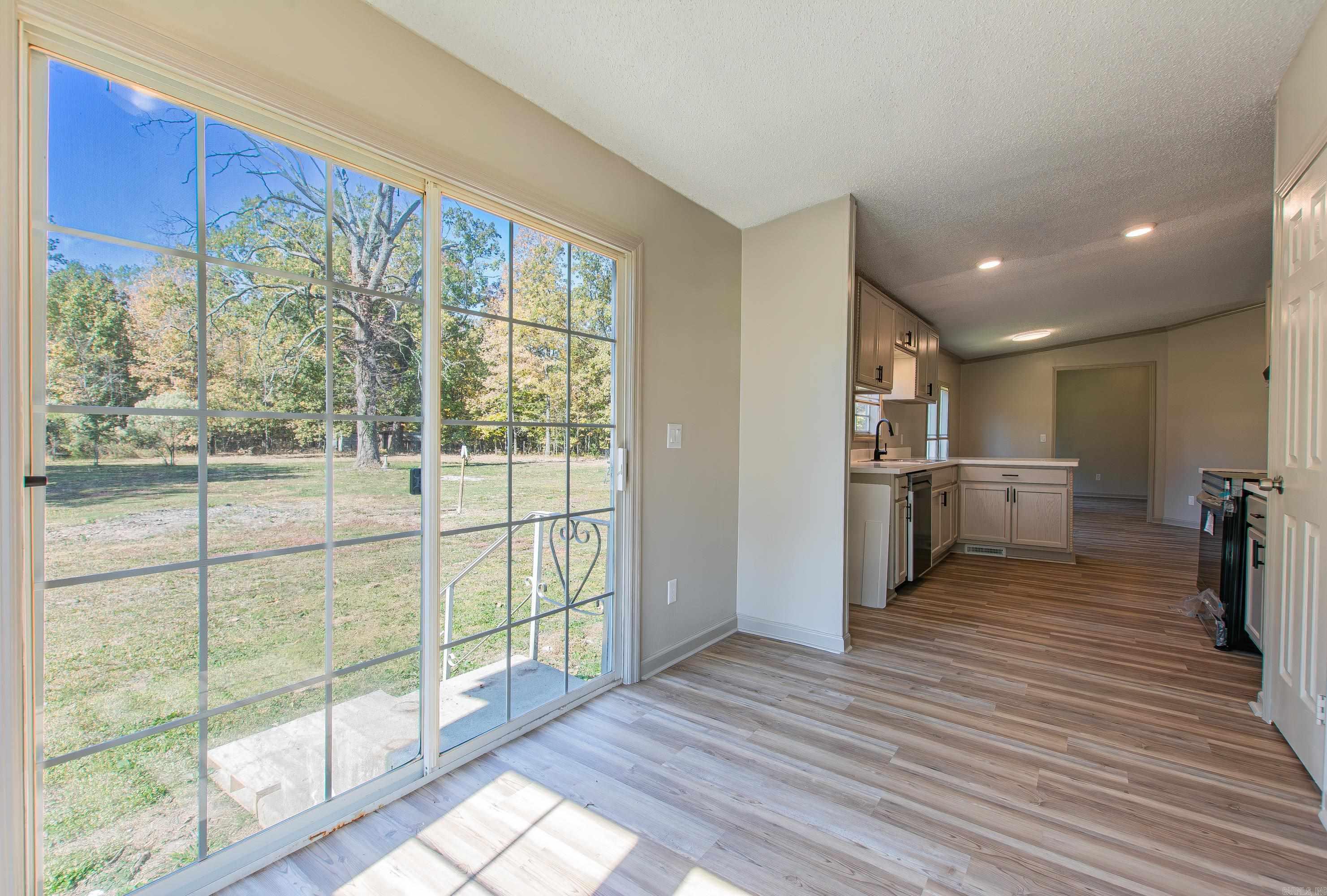 SHERMAN HILL - Residential