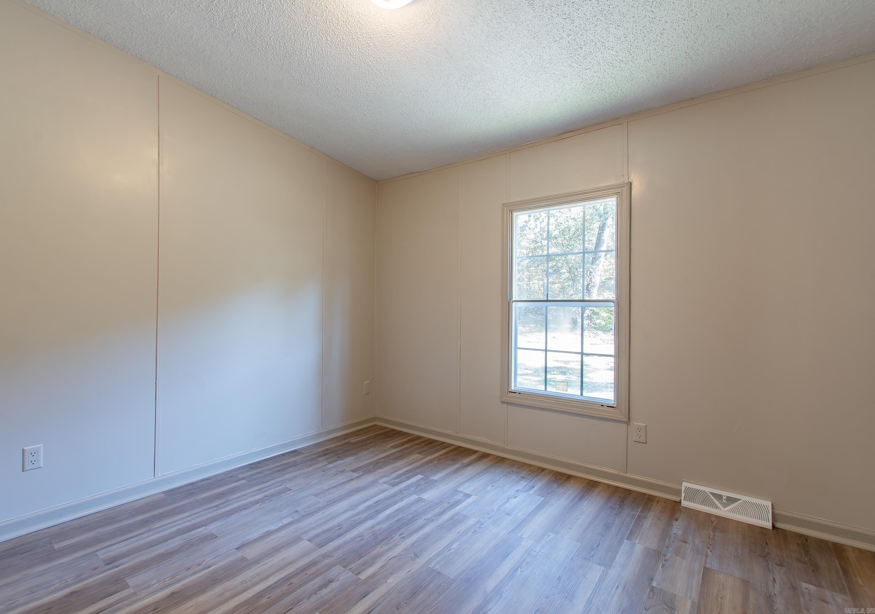 SHERMAN HILL - Residential