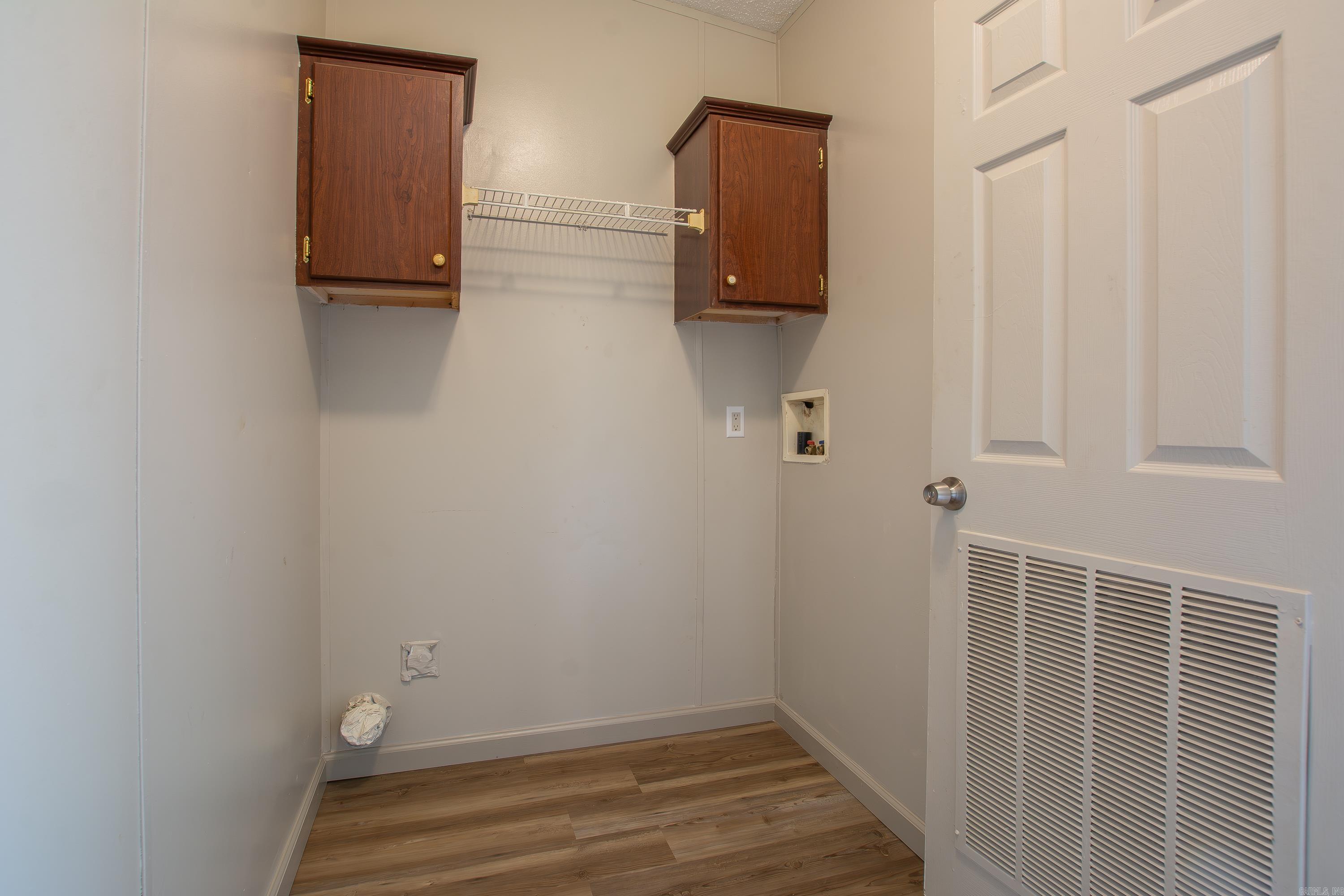 SHERMAN HILL - Residential