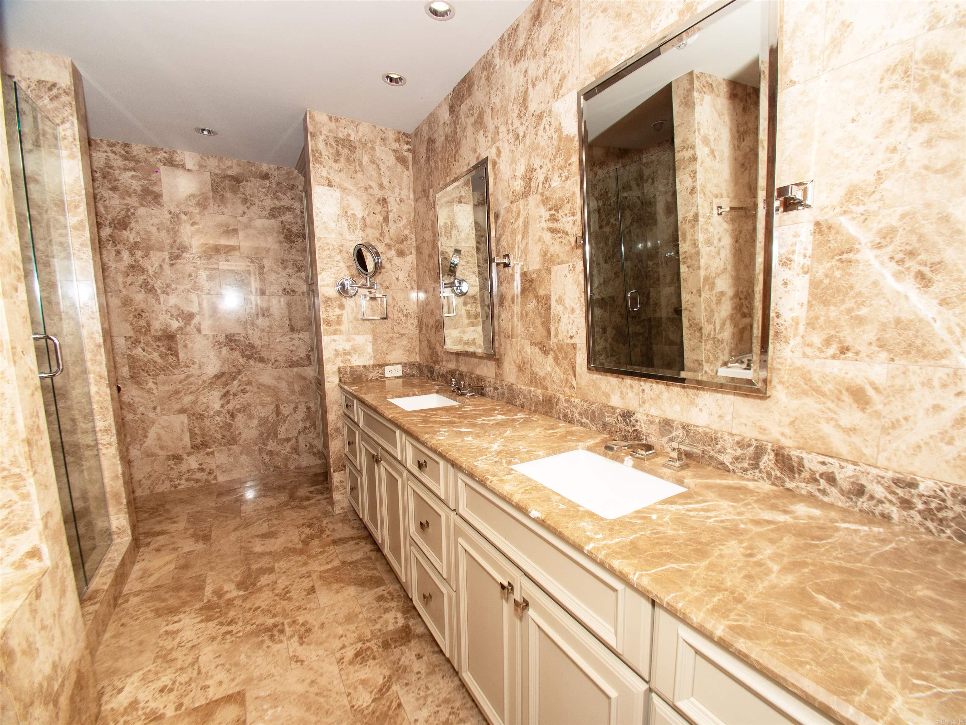 300 THIRD HPR - Residential