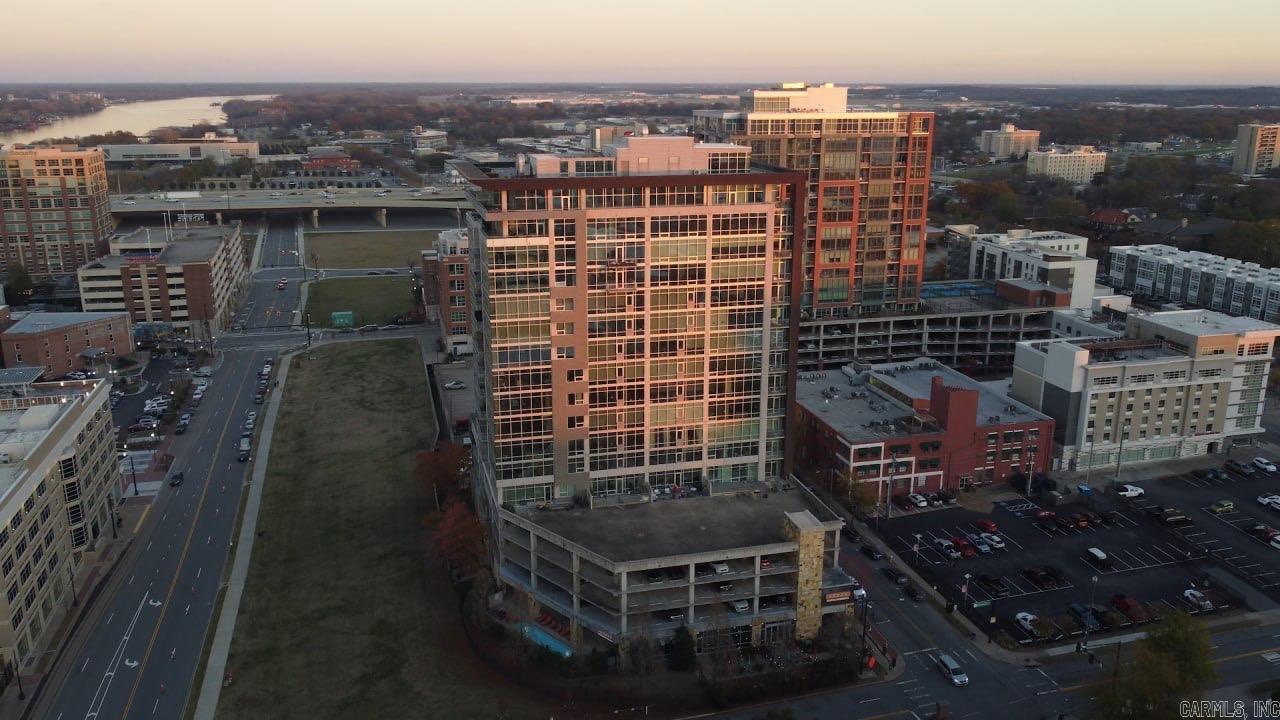 300 THIRD HPR - Residential