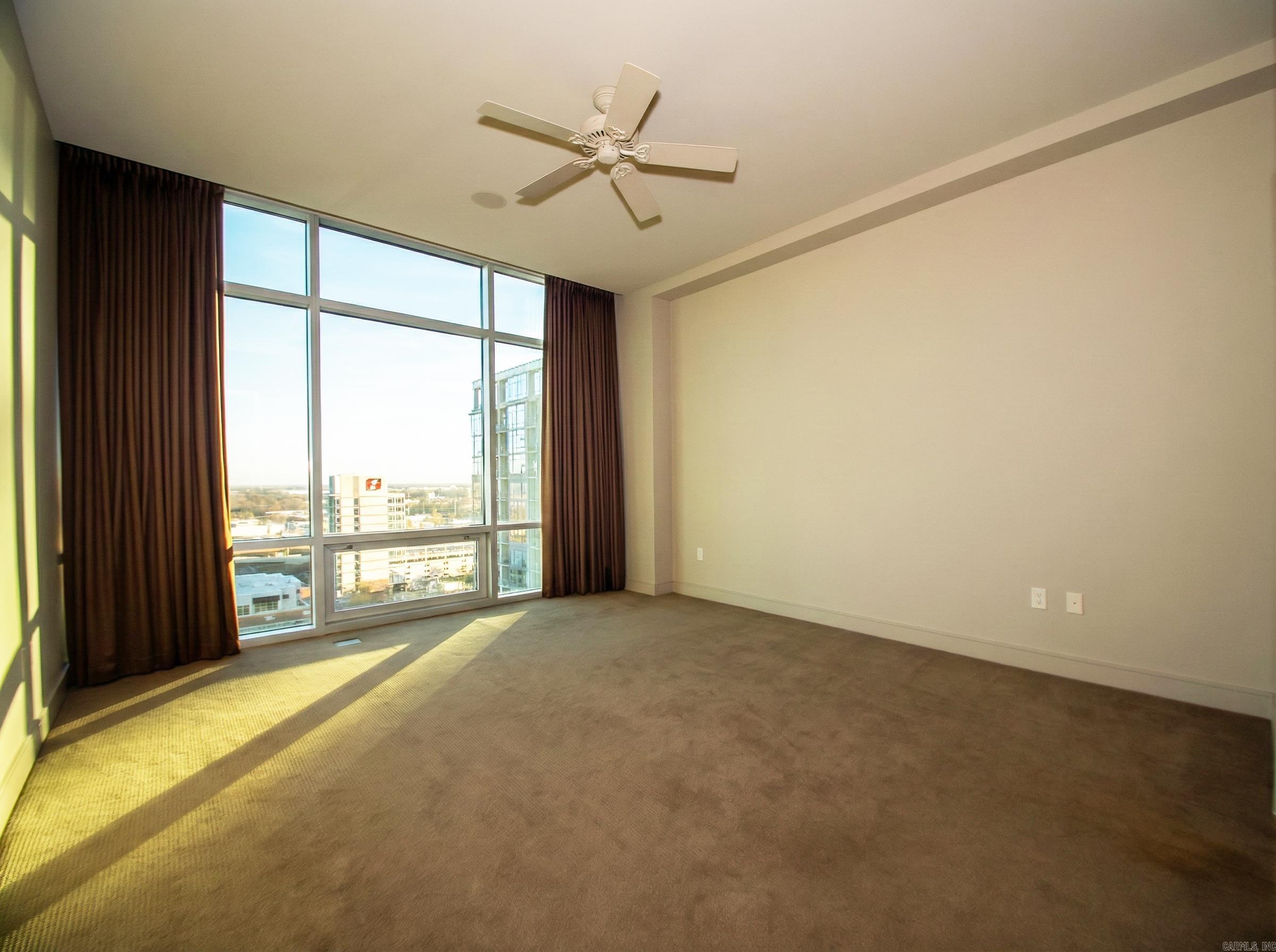 300 THIRD HPR - Residential