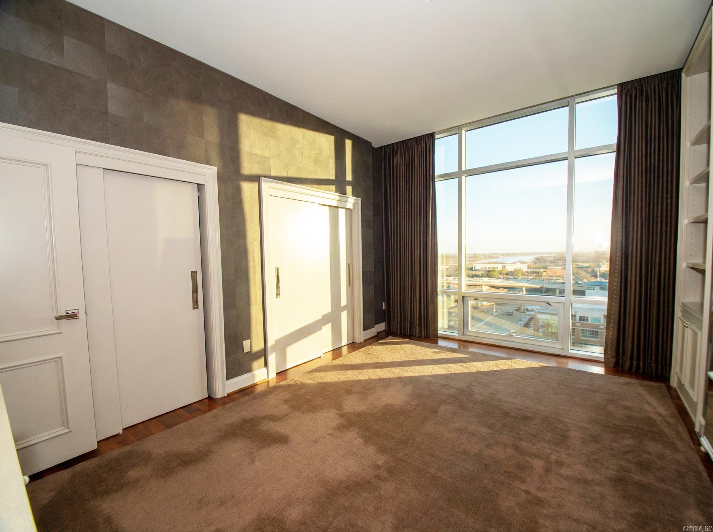 300 THIRD HPR - Residential