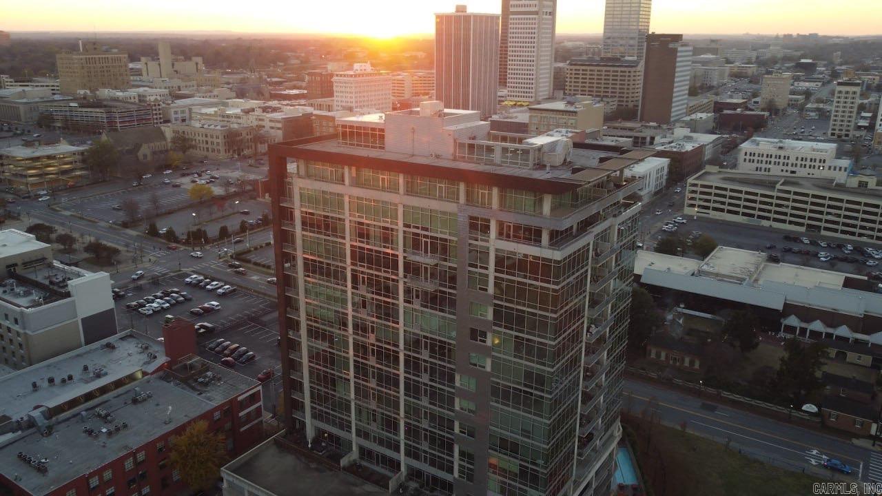 300 THIRD HPR - Residential