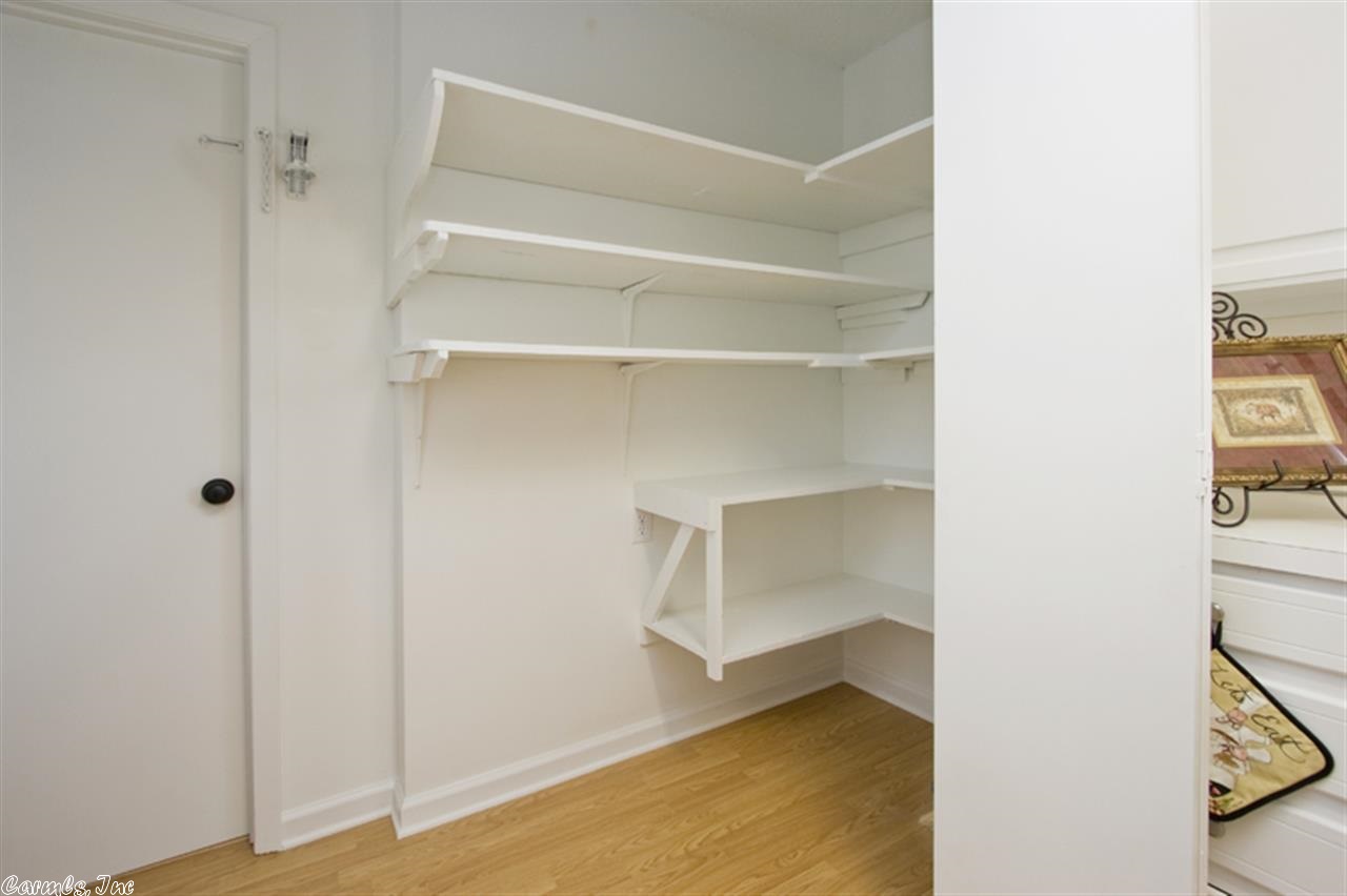 INDIAN HILLS - Residential