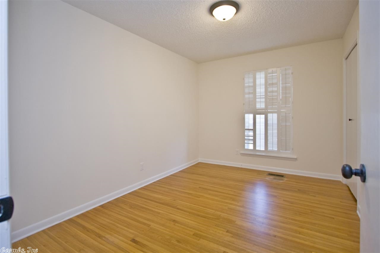 INDIAN HILLS - Residential