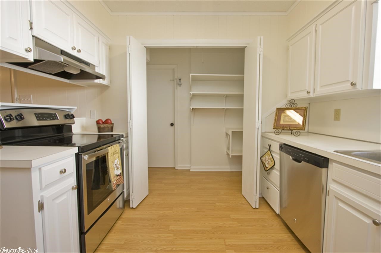 INDIAN HILLS - Residential