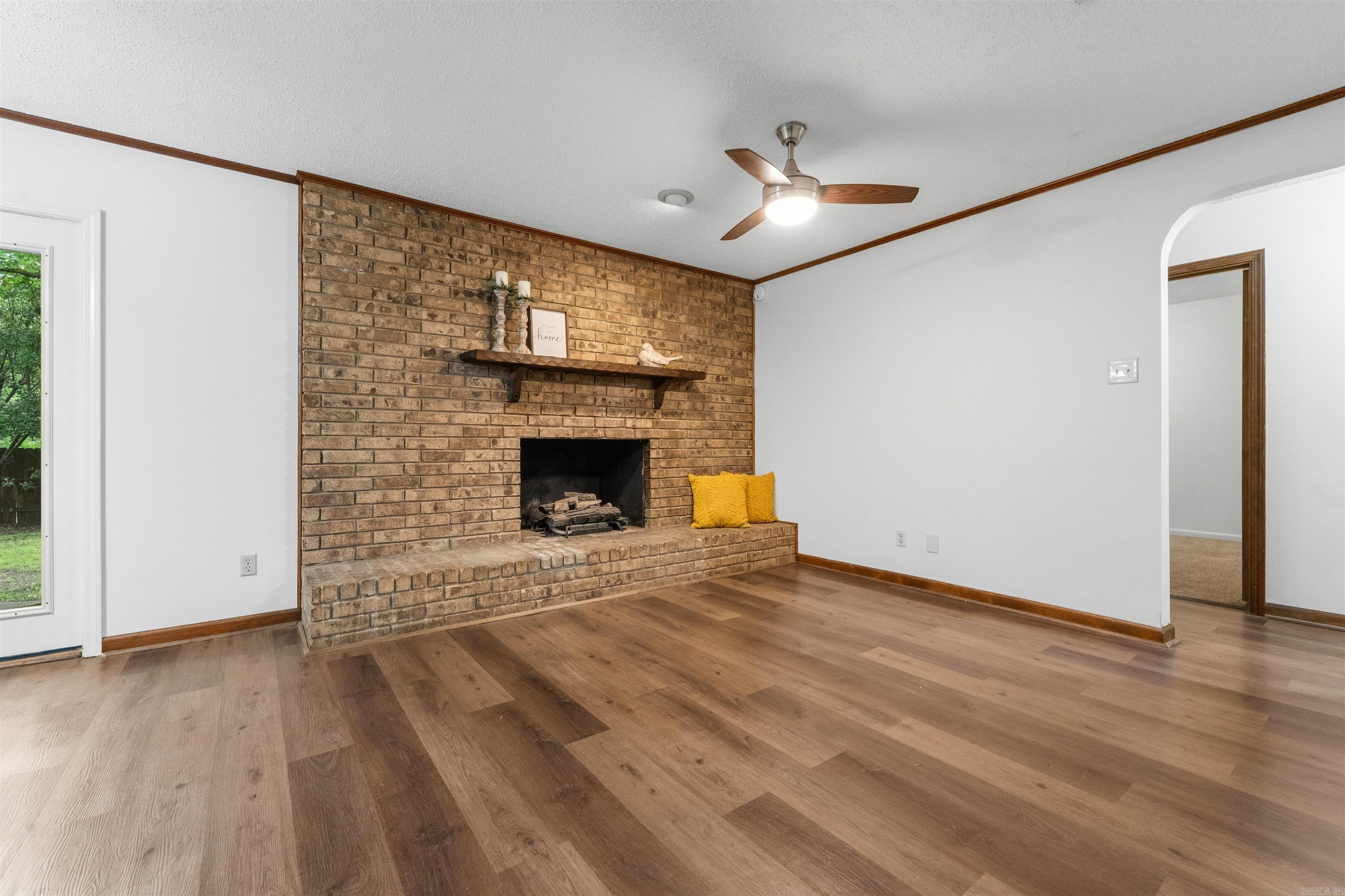 NORTH HILLS MANOR - Residential