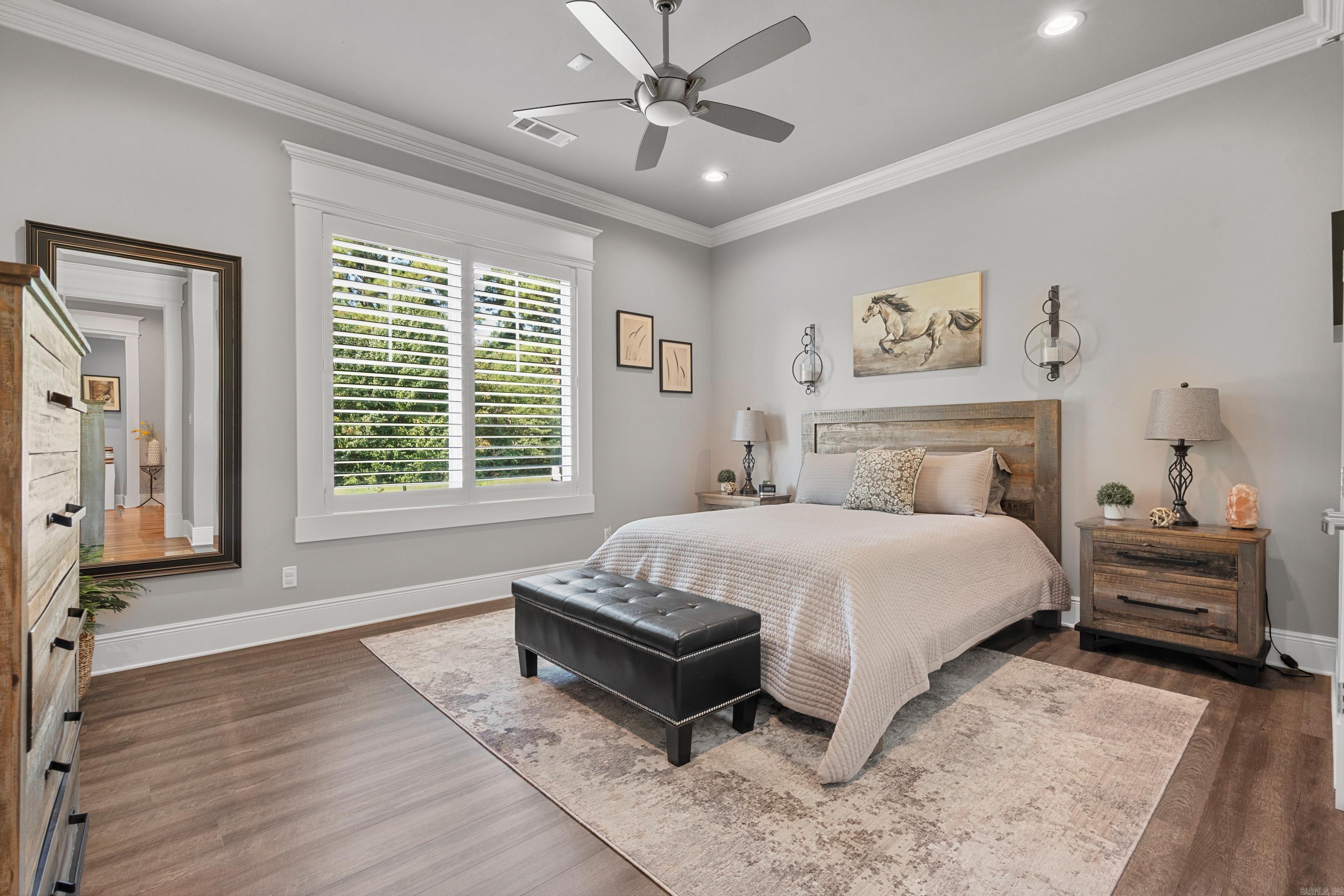 ARLINGTON PARK - Residential
