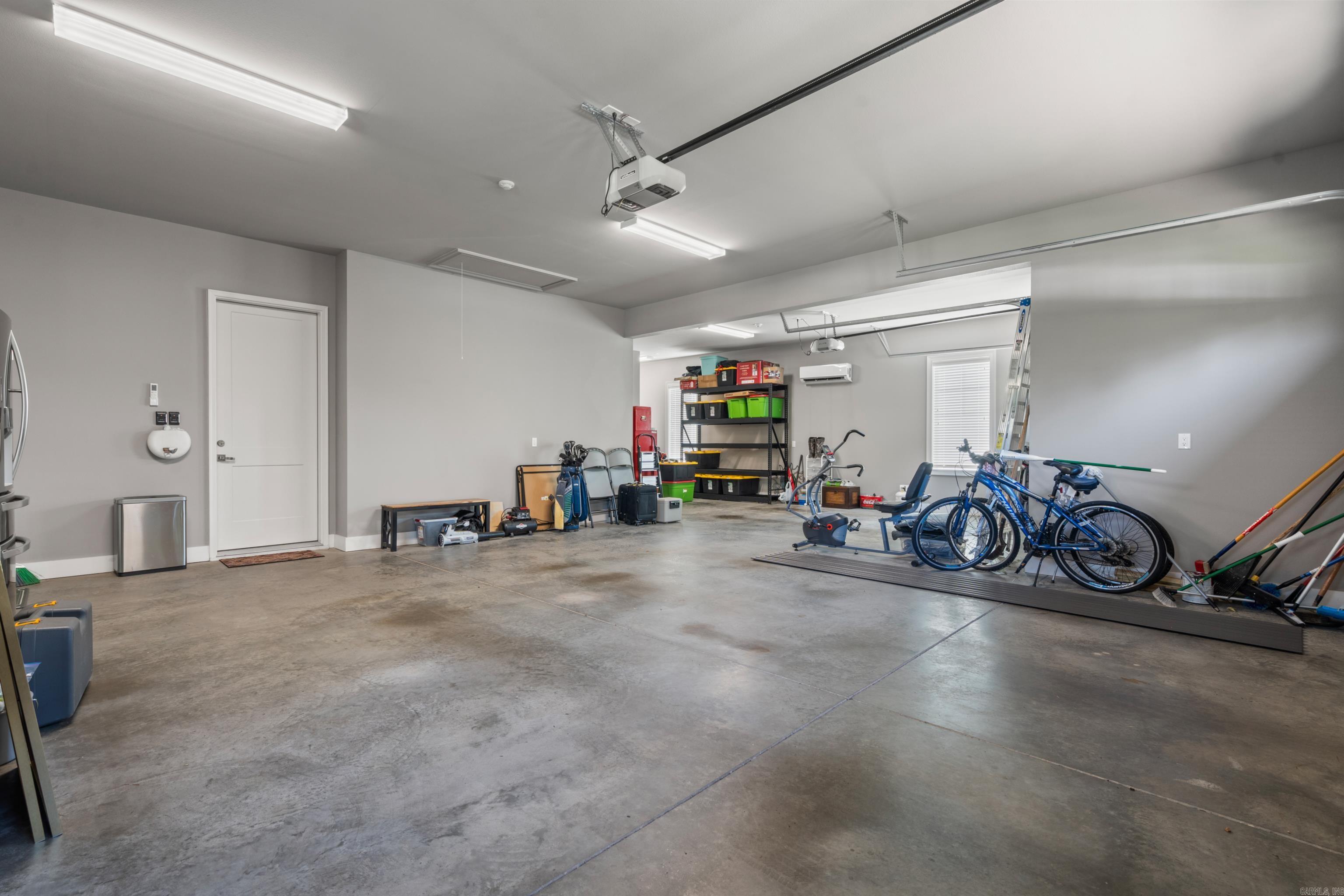 ARLINGTON PARK - Residential