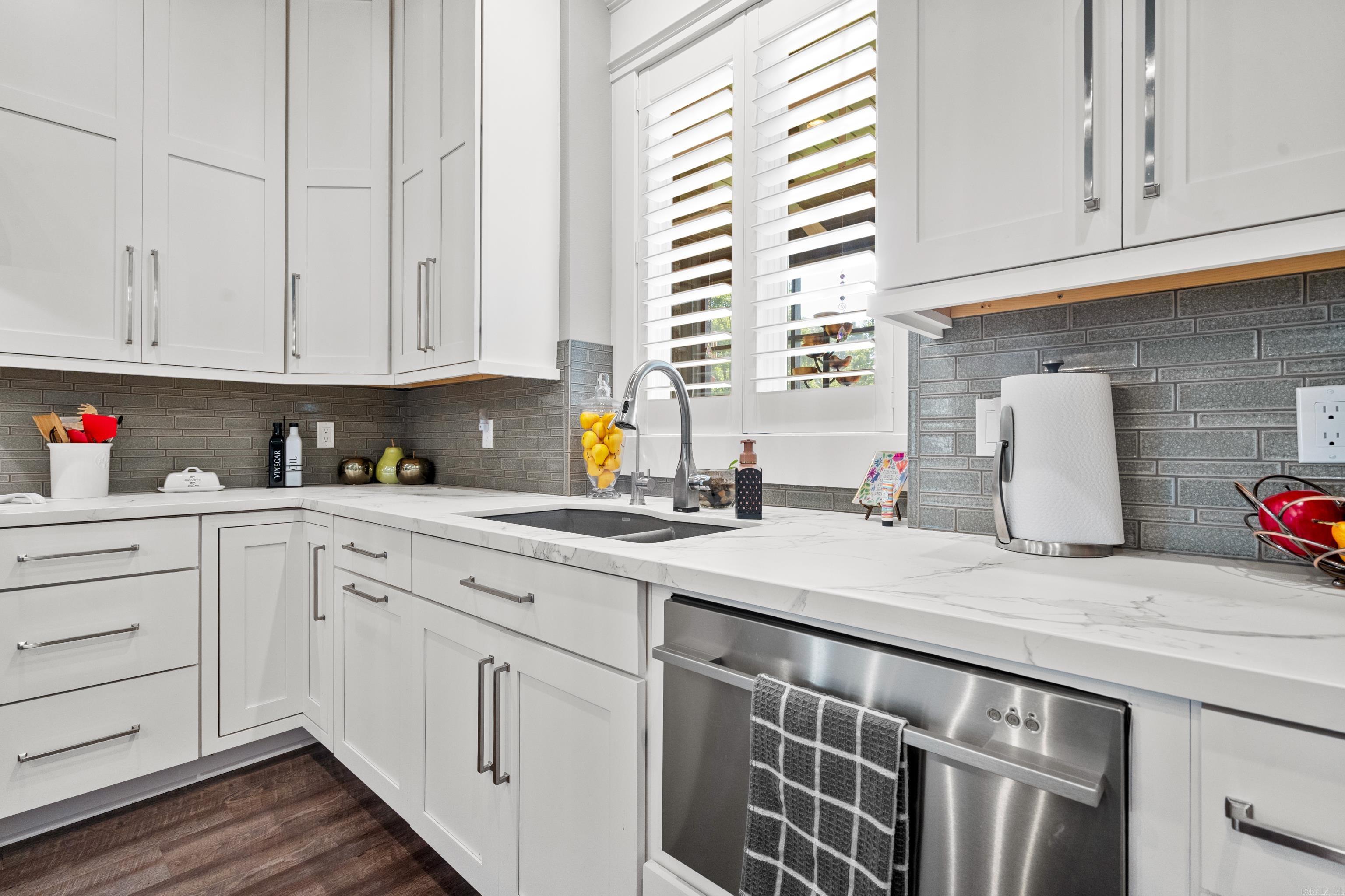 ARLINGTON PARK - Residential