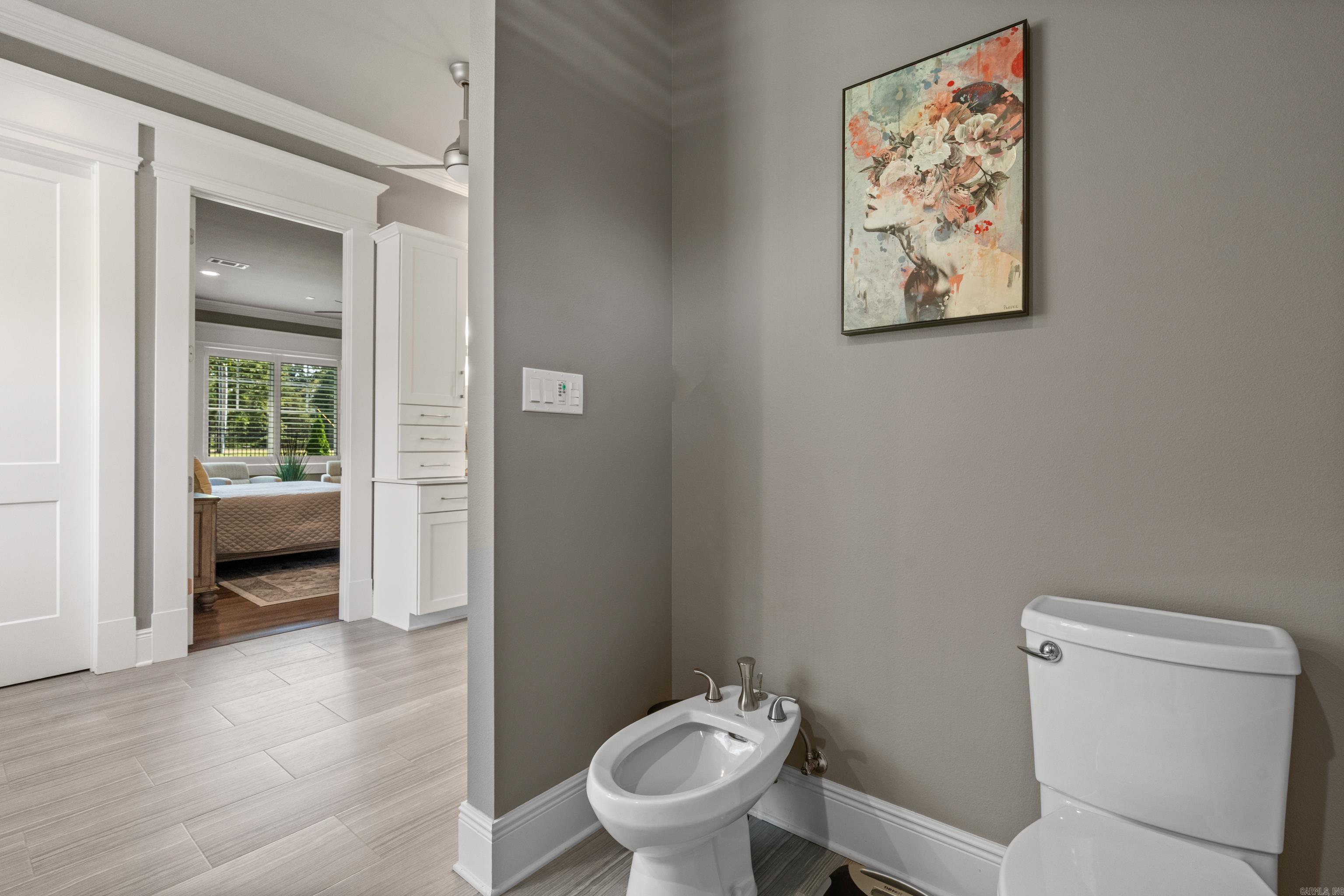 ARLINGTON PARK - Residential